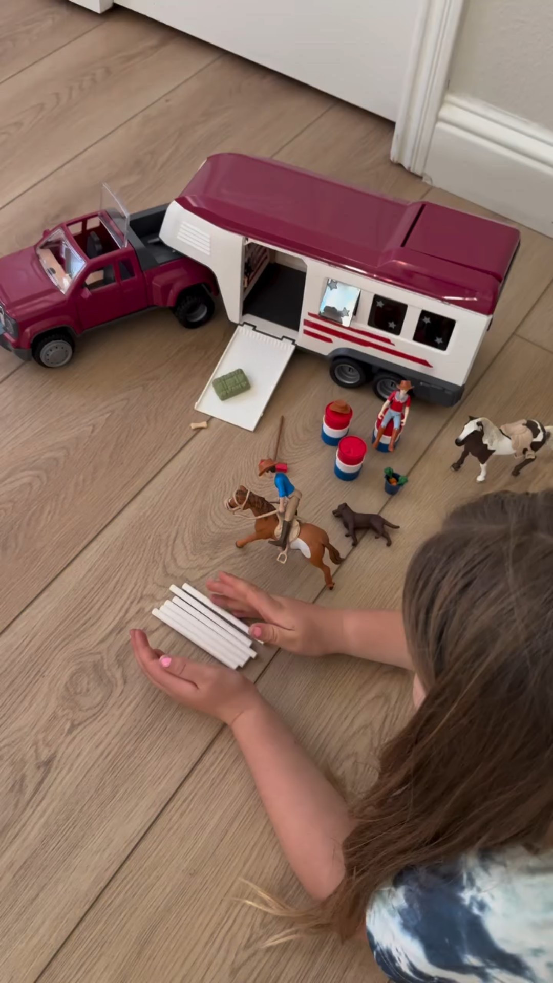 🚨Hot holiday toy alert 🚨

The all-new schleich Horse Club Truck & Trailer playset is packed with 100+ accessories, 2 horses, 2 riders, and their trusty dog- everything your little horse lover needs for endless imaginative adventures. Built for BIG imaginations and small hands 🐴💫




#LTKGiftGuide #LTKHoliday #LTKKids