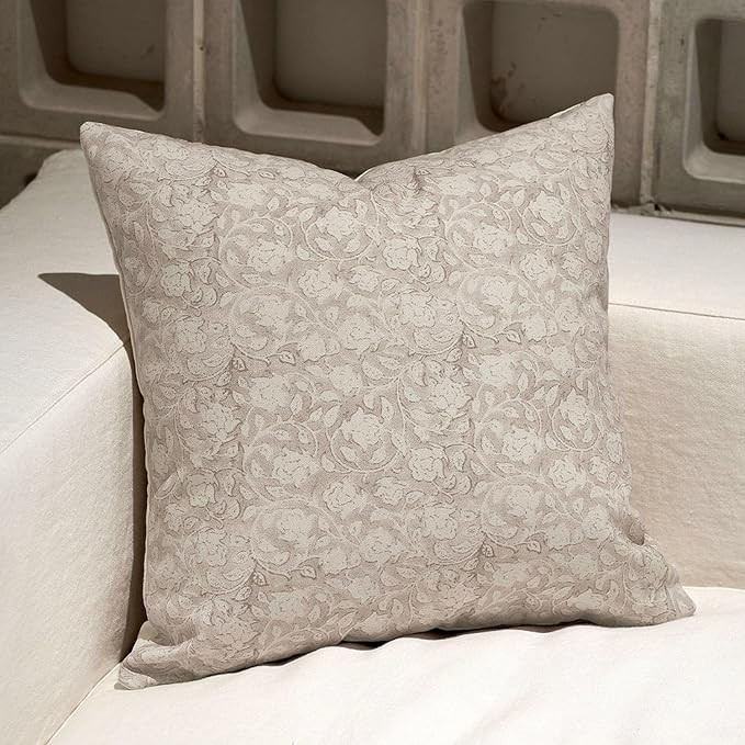 DOMVITUS Floral Pillow Covers 18x18, Throw Pillows for Couch, Floral Print Pillow Cover, Decorati... | Amazon (US)