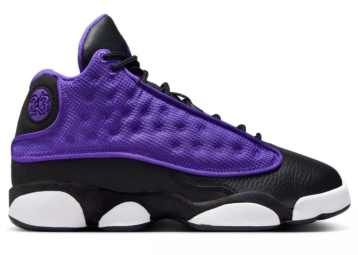 Jordan 13 Retro Sneakers in Purple Venom/Black/White | StockX