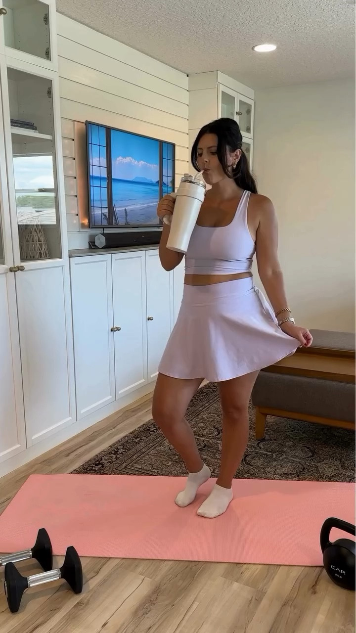 Size L at Old Navyy

#FitMom #HealthyMom #MomLife #MomFitness #BusyMomFitness #WellnessMom #StrongMom #GirlsWhoLift #WomenWhoLift #StrongWomen #LiftLikeAMom #StrengthTraining #HealthyLifestyle #FitMomLife #StrongMomLife #HealthyMomLife #MomFitnessJourney #FitMomsClub