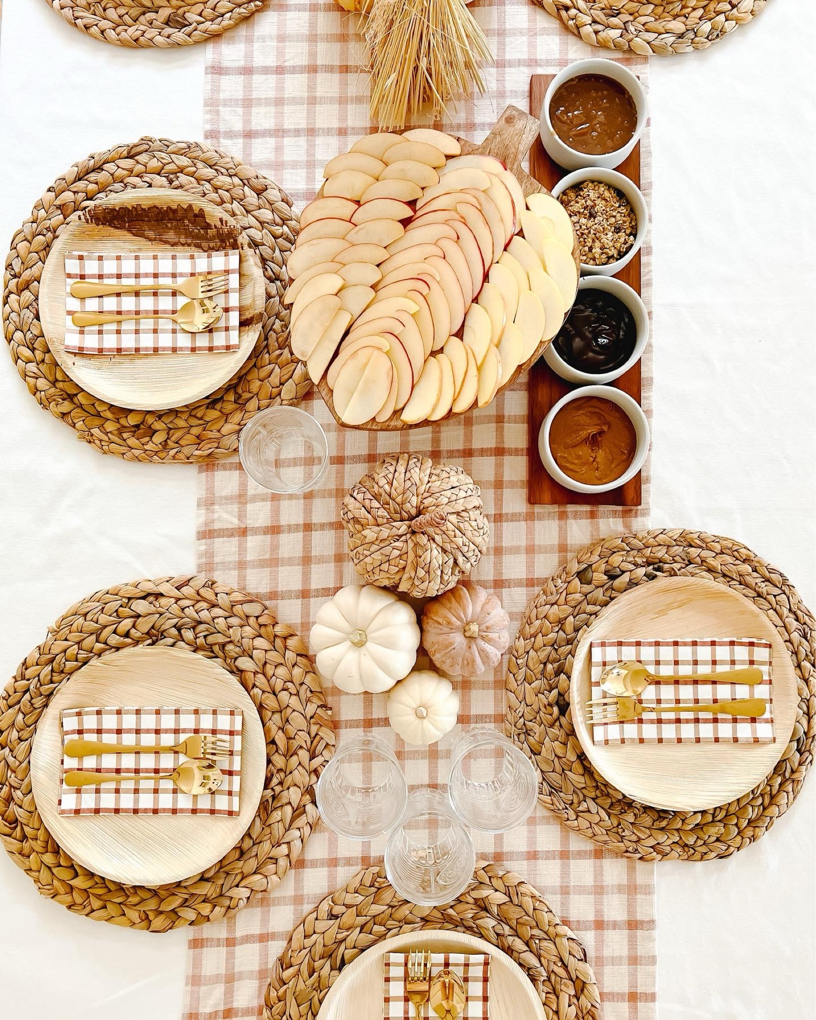 Cute fall outfit! 

#LTKGiftGuide #LTKSeasonal #LTKActive