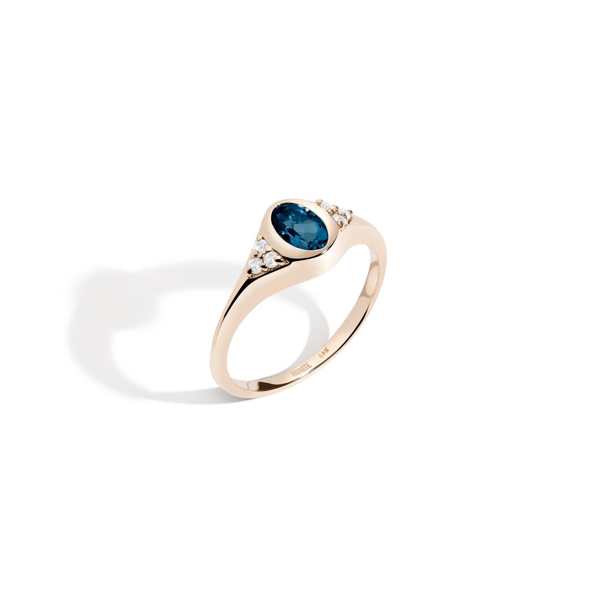 Vintage Oval Cut Ring | AUrate New York