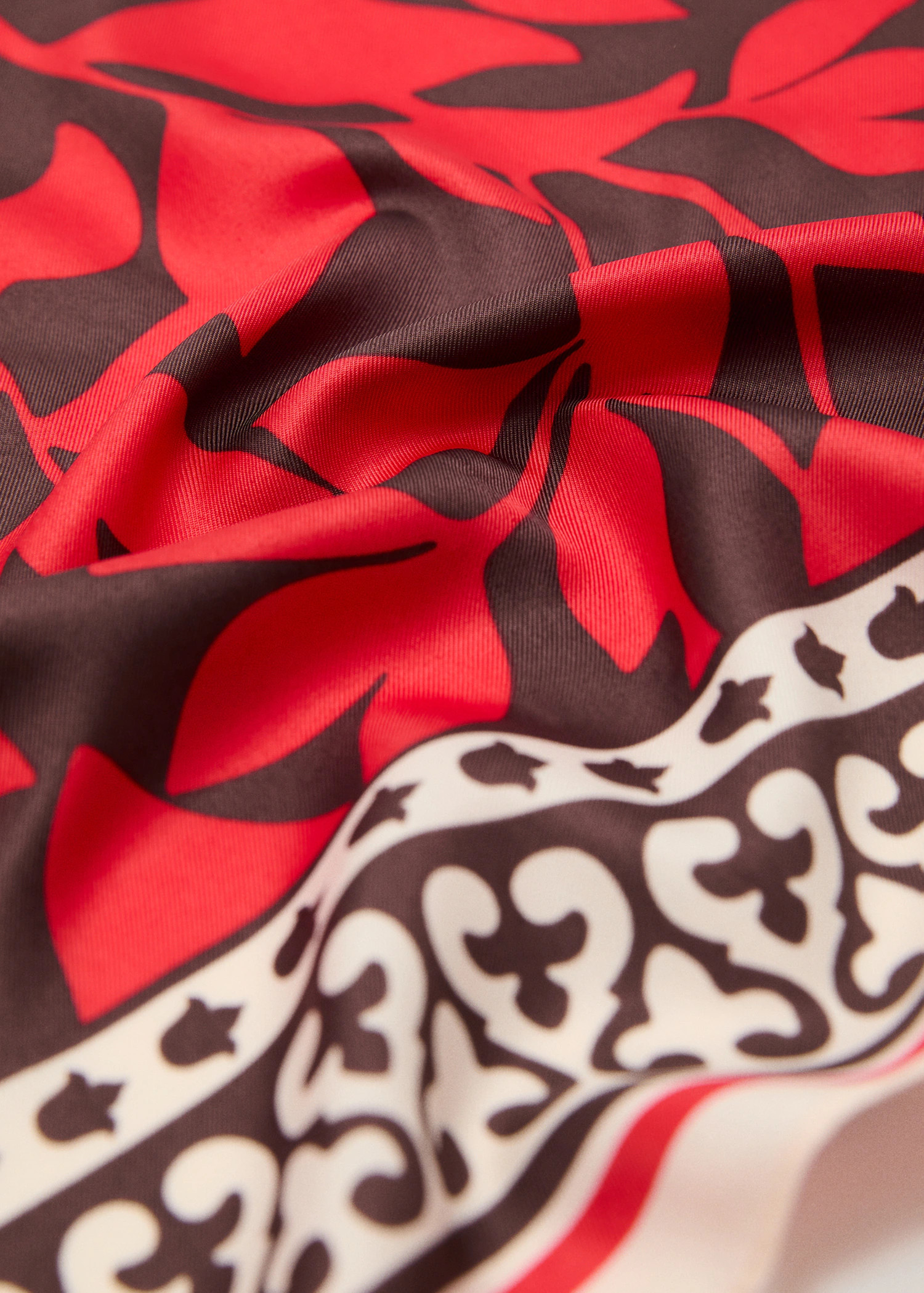 Leaf-print scarfCurrent price [£ 12.99]£ 12.99 | MANGO (UK)