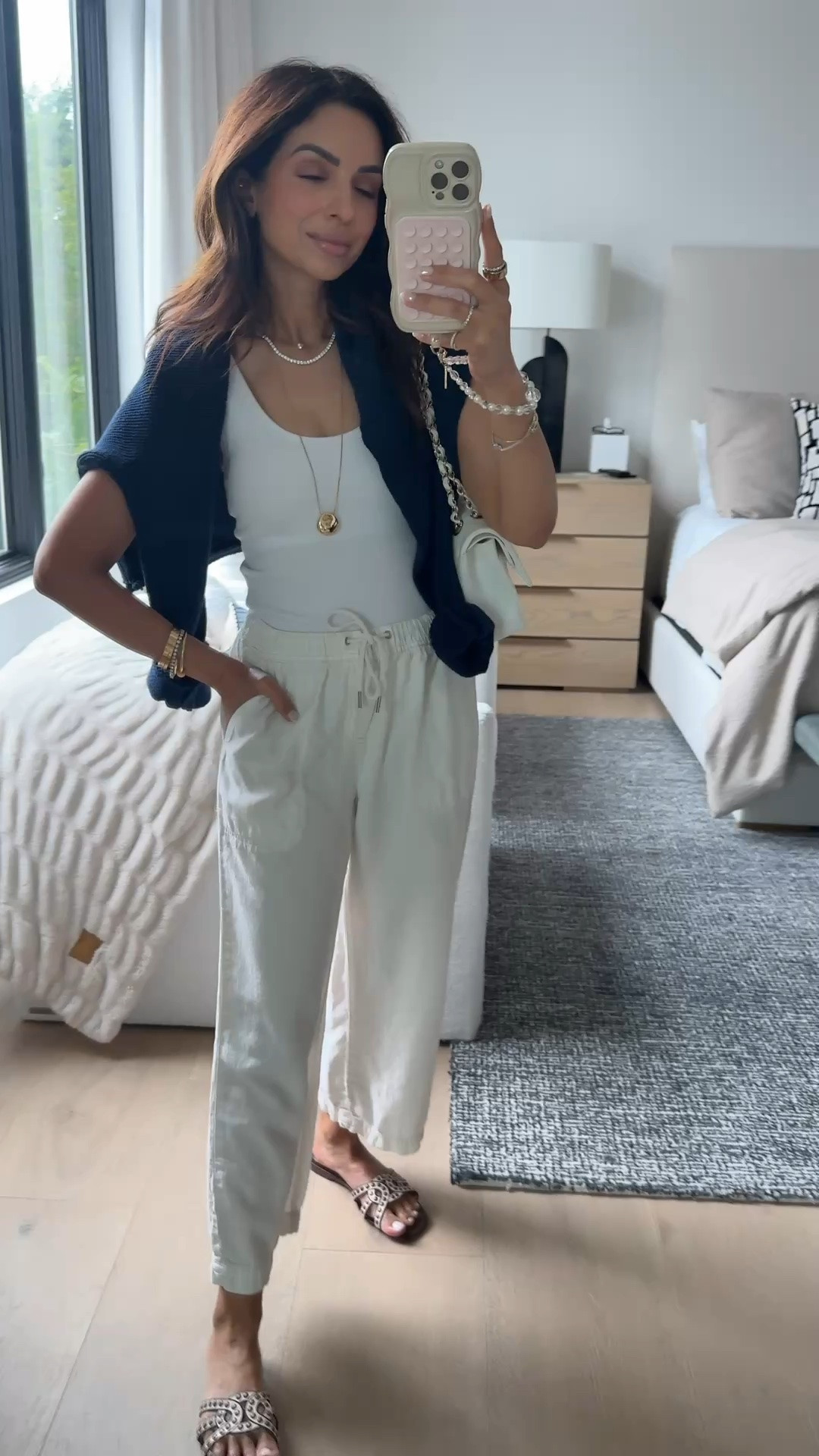 Today's outfit with my comfy pants that I love!! Wearing my true size XS for size reference

#LTKSaleAlert #LTKootd