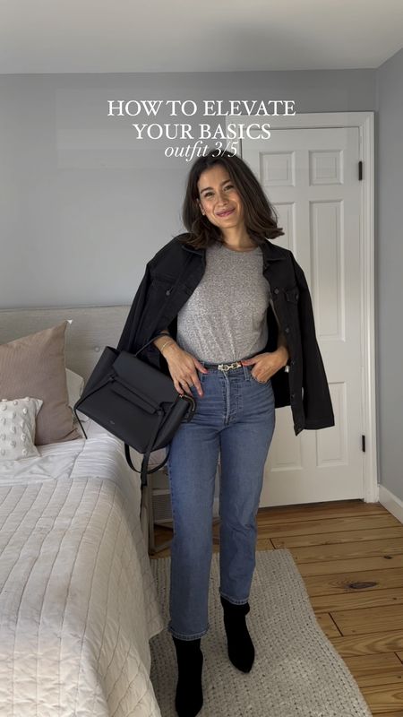 How to elevate your basics. Add chic accessories. 

Tee is @threadandsupply 
Bralette set is @teamkindly 
Jeans are @levis 
Bag is @vivrelle 
Sneakers and jacket are @amazonfashion 

#casualstyle #casualoutfitideas #casualoutfitsdaily #basicstyle #basicoutfits #founditonamazon #amazonfashion #vivrelle #pinterestinspired