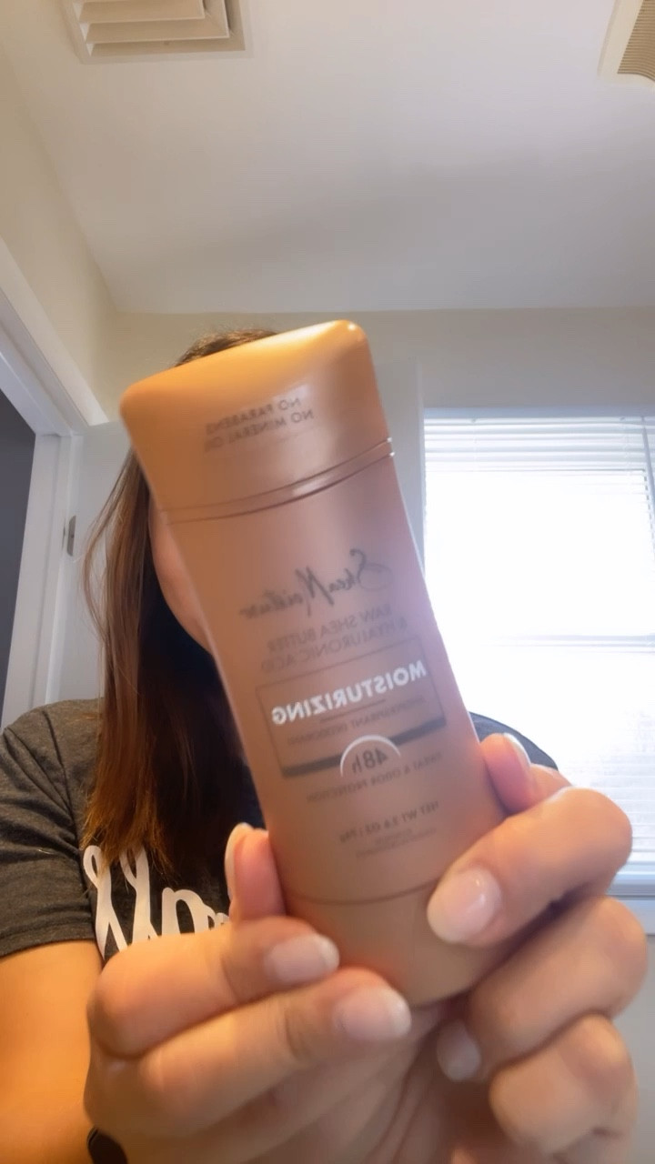 This deodorant is hands down the best! Keeps you smelling super fresh all day long and it's moisturizing! 

#LTKVideo #LTKxTarget #LTKbeauty