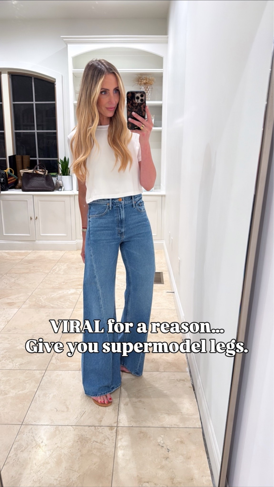 These jeans give you supermodel legs and look good on everyone! I’m constantly reaching for them because they are so flattering!

Em Sizes:
Height: 5’6”
Weight: 115lbs
Tops: small
Pants: 2, small, 25

#LTKmomlife #LTKootd #LTKdayinmylife