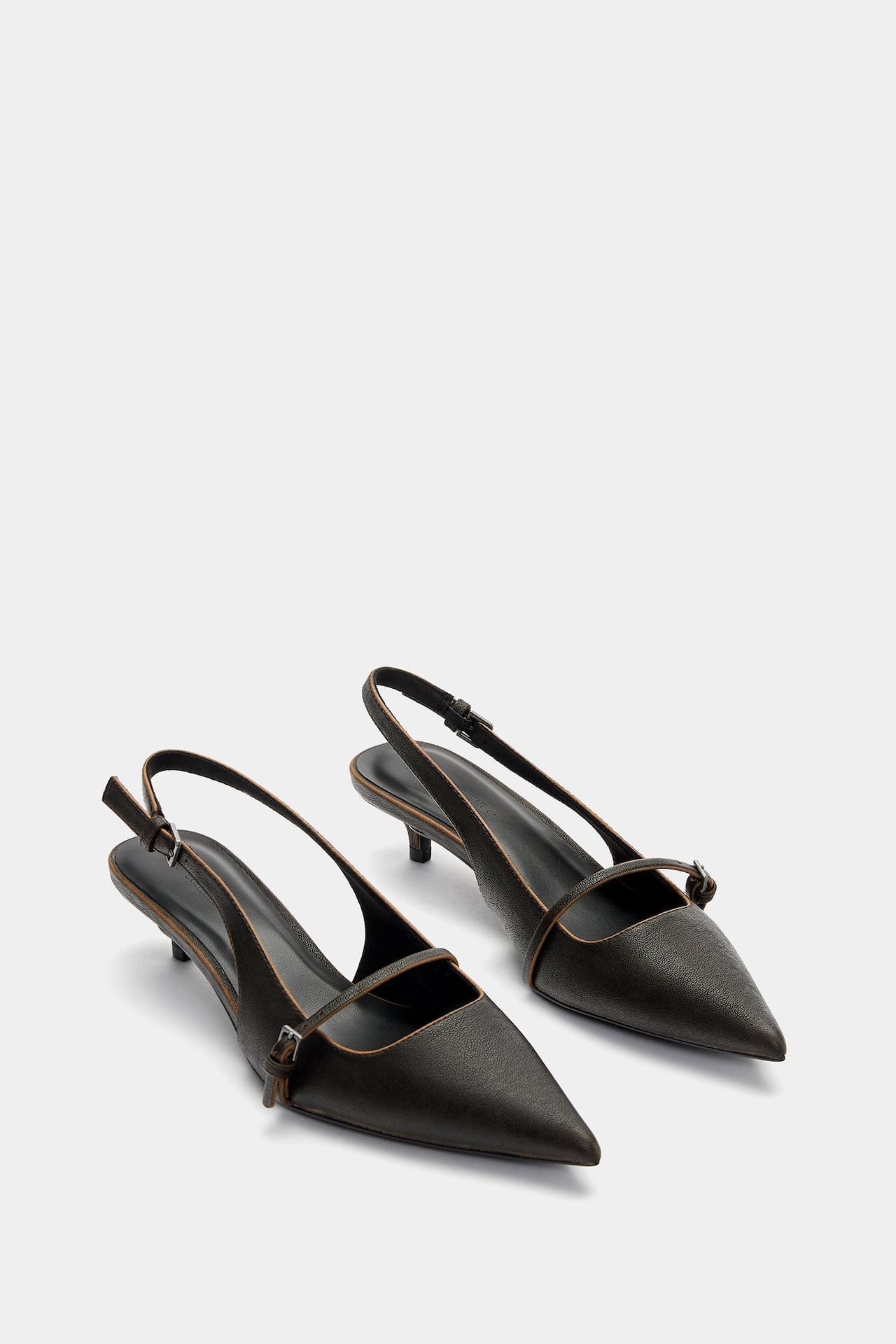 Chaussures à talon kitten heel effet usé | PULL and BEAR FR