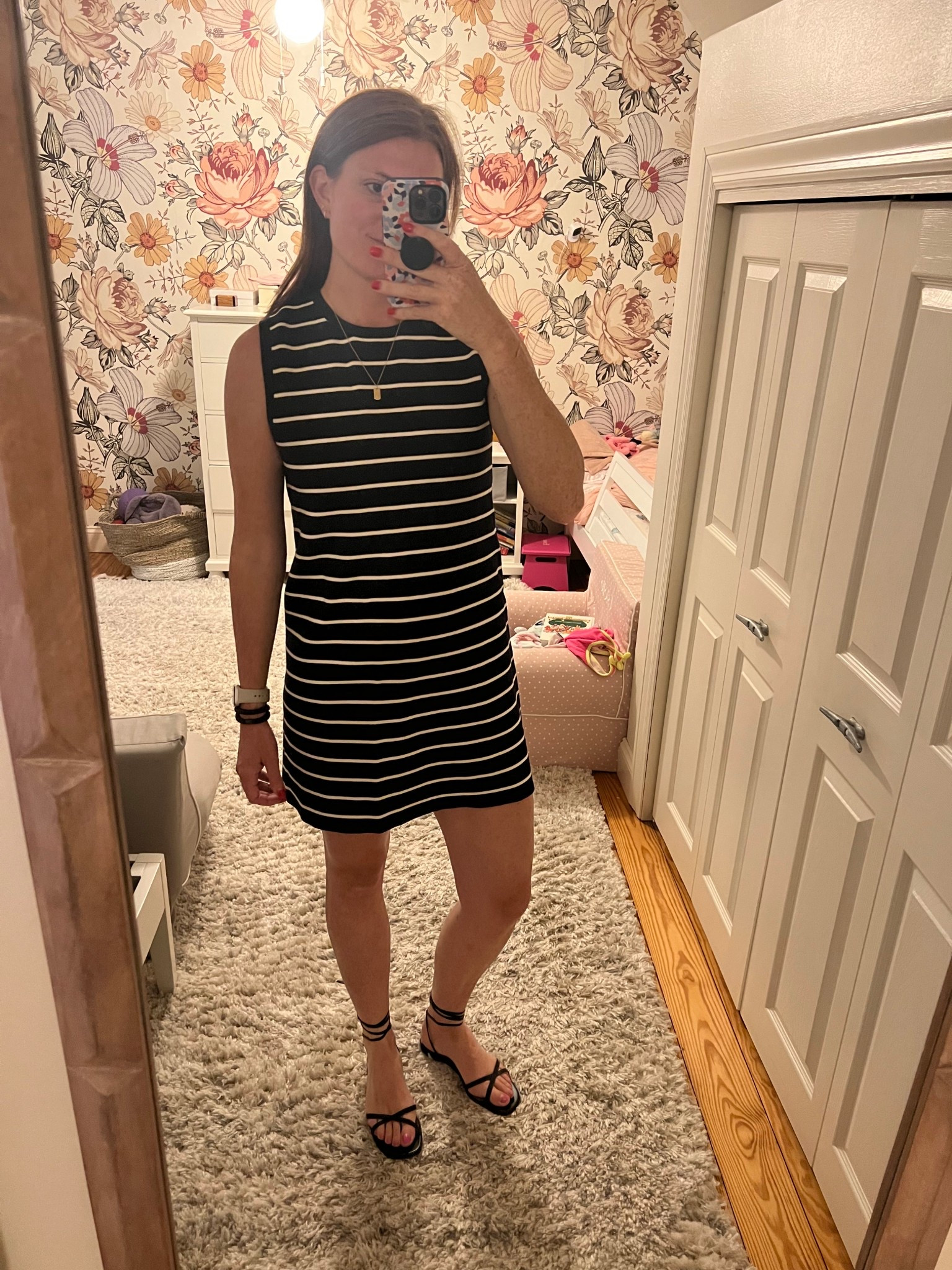 I have always loved a shift dress and I got this Zara one a few months ago and am excited to finally be able to wear it in warmer weather. Fits TTS, I got a medium. I am also 5’8” and the length is perfect.