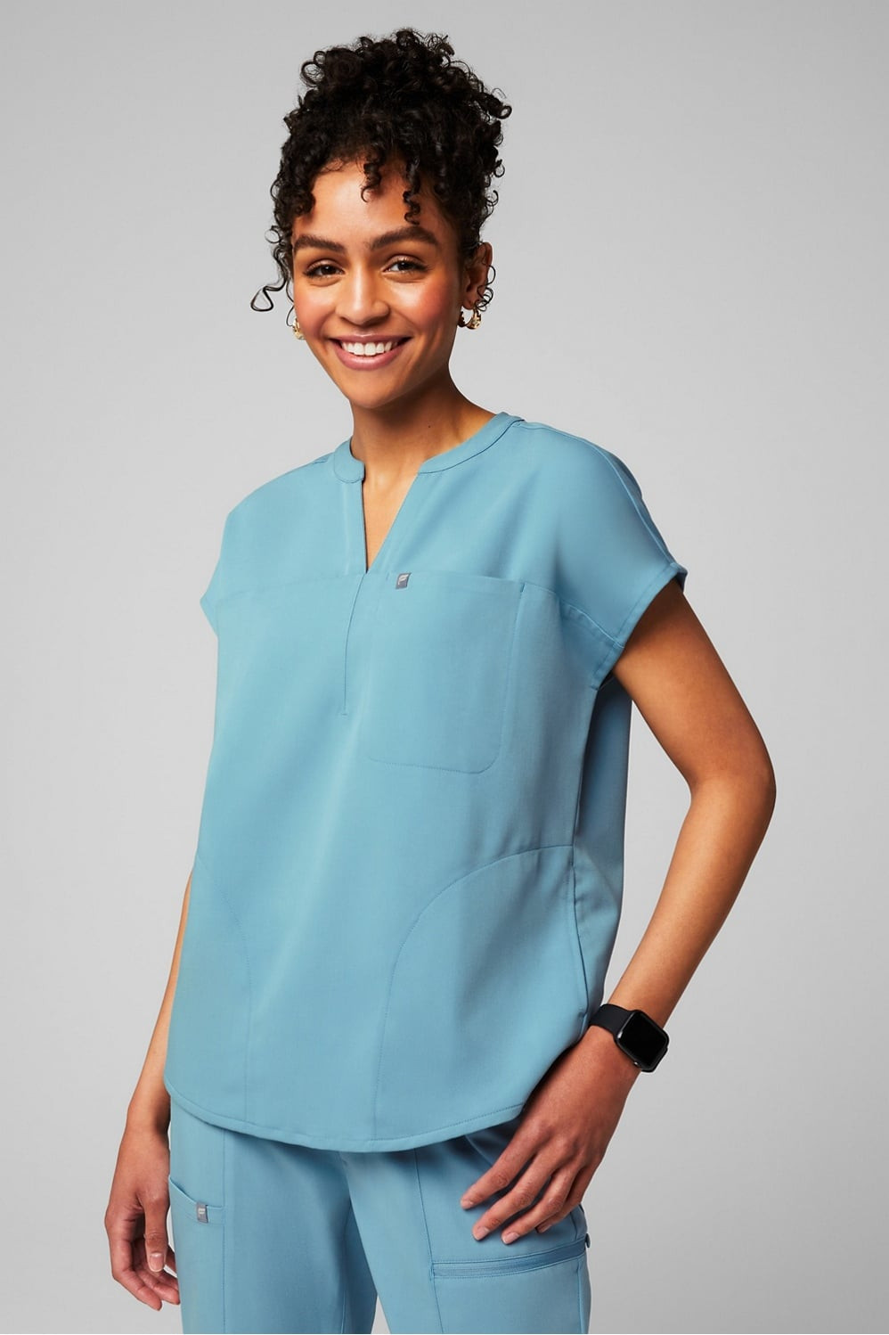 Evolve Oversized Scrub Top | Fabletics