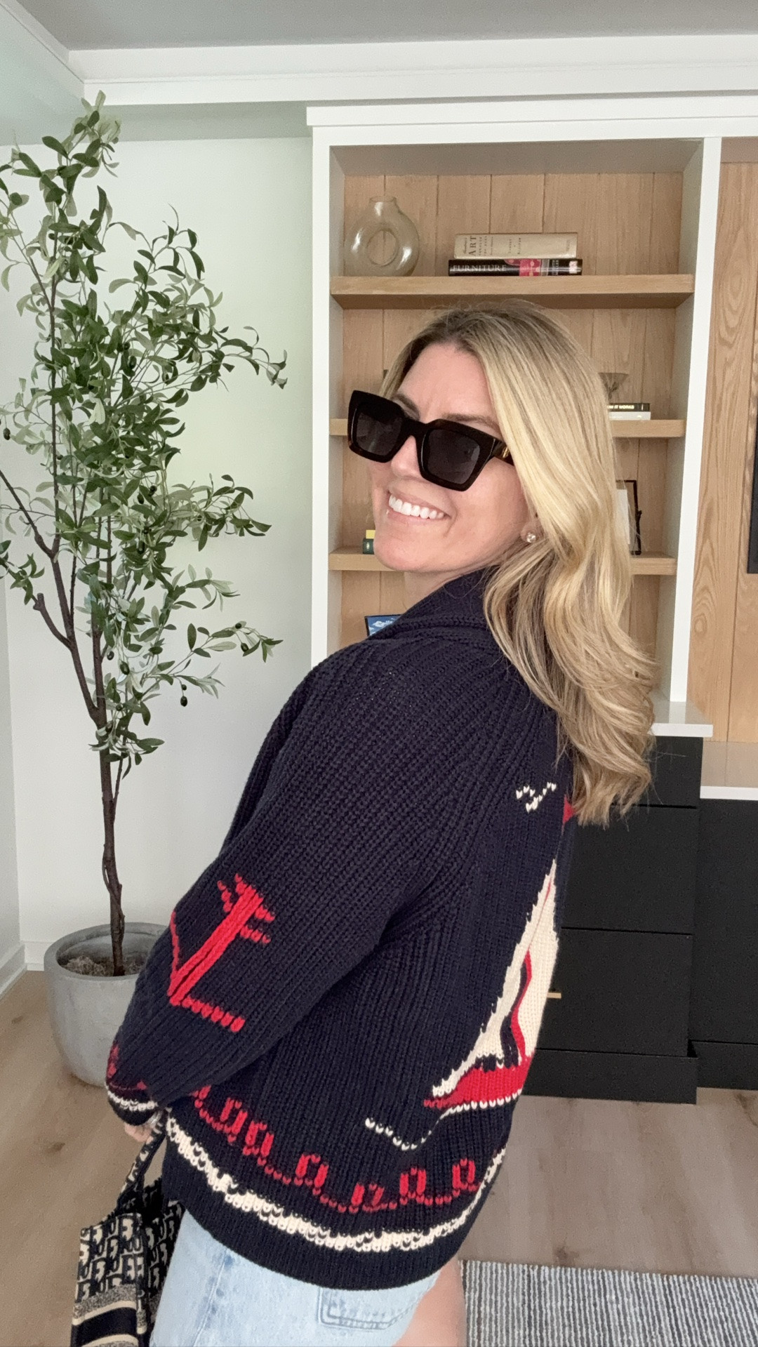 A sweater you will wear on repeat all summer long!