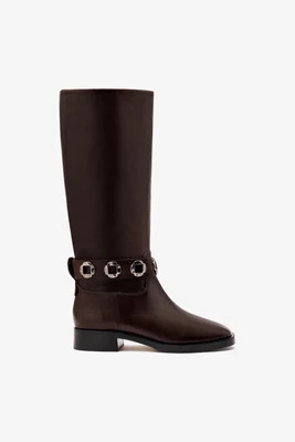 Milan Flat Boot In Brown Leather | Larroude