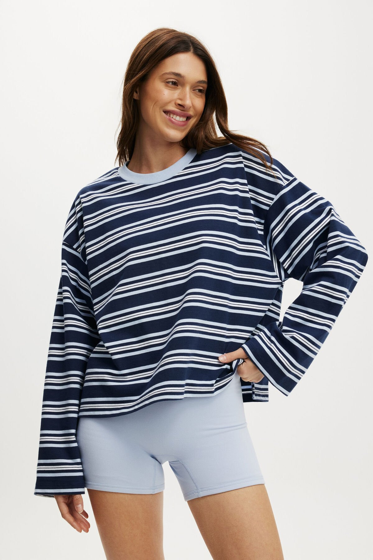 Long Sleeve Boxy Graphic Crew | Cotton On (ANZ)