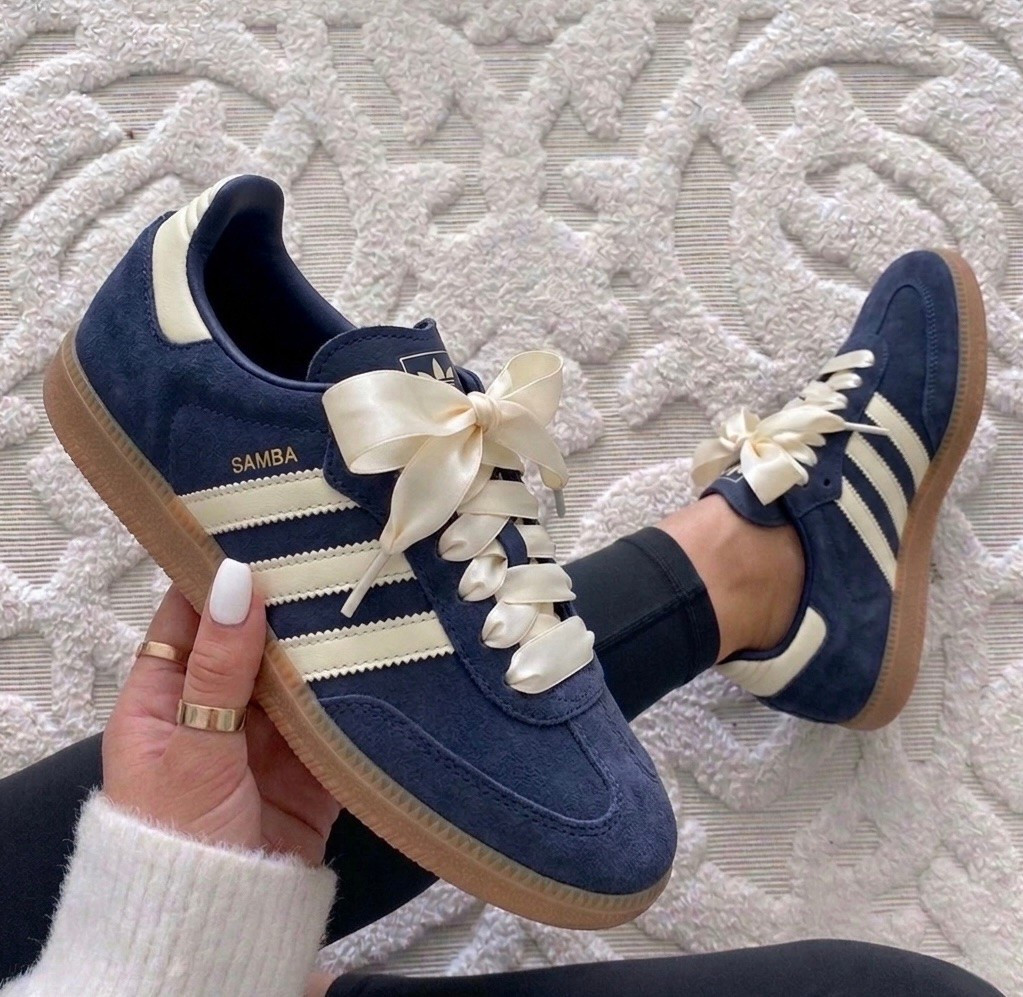 Samba og sneakers run true to size