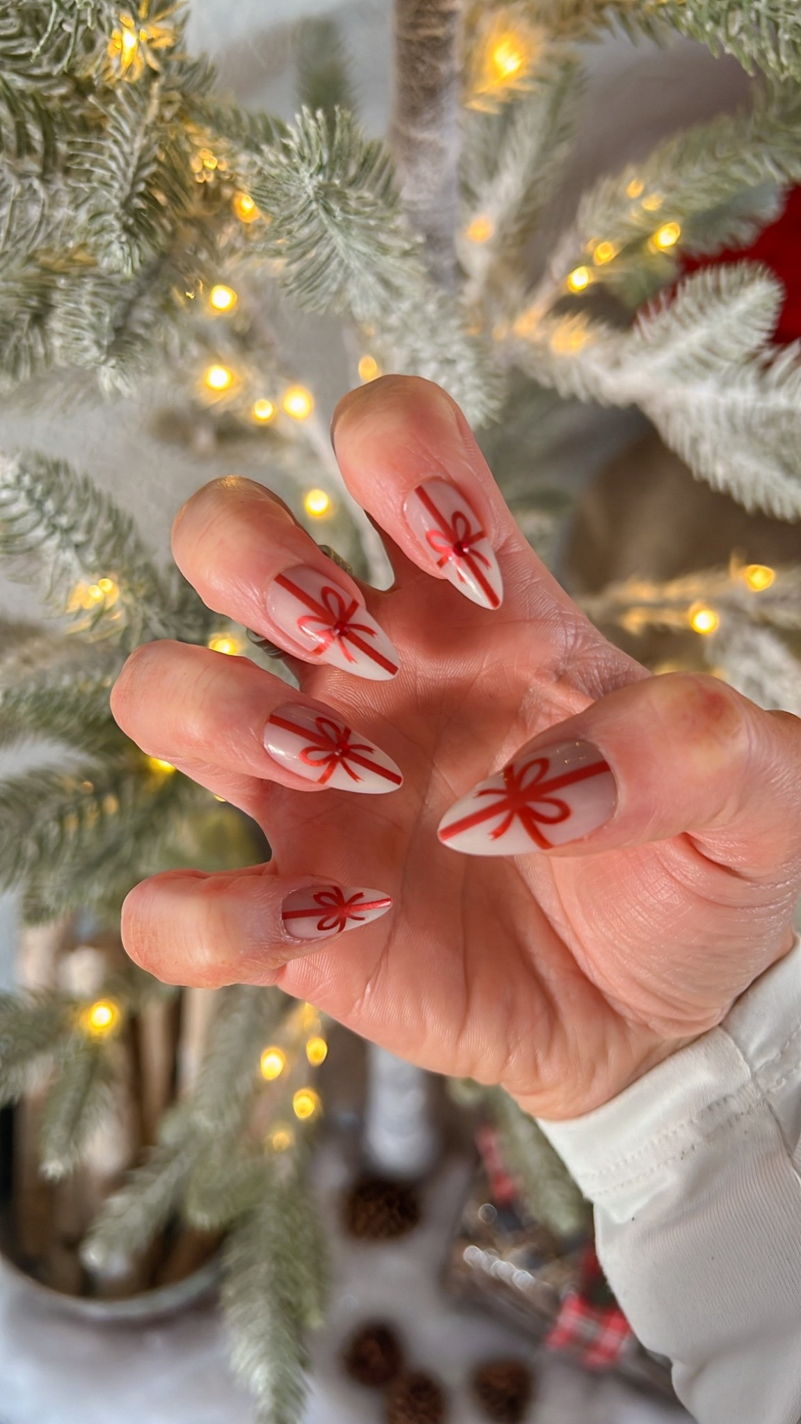 Christmas Nails!!!! 😍🎄



#LTKselfcare #LTKHoliday #LTKSeasonal