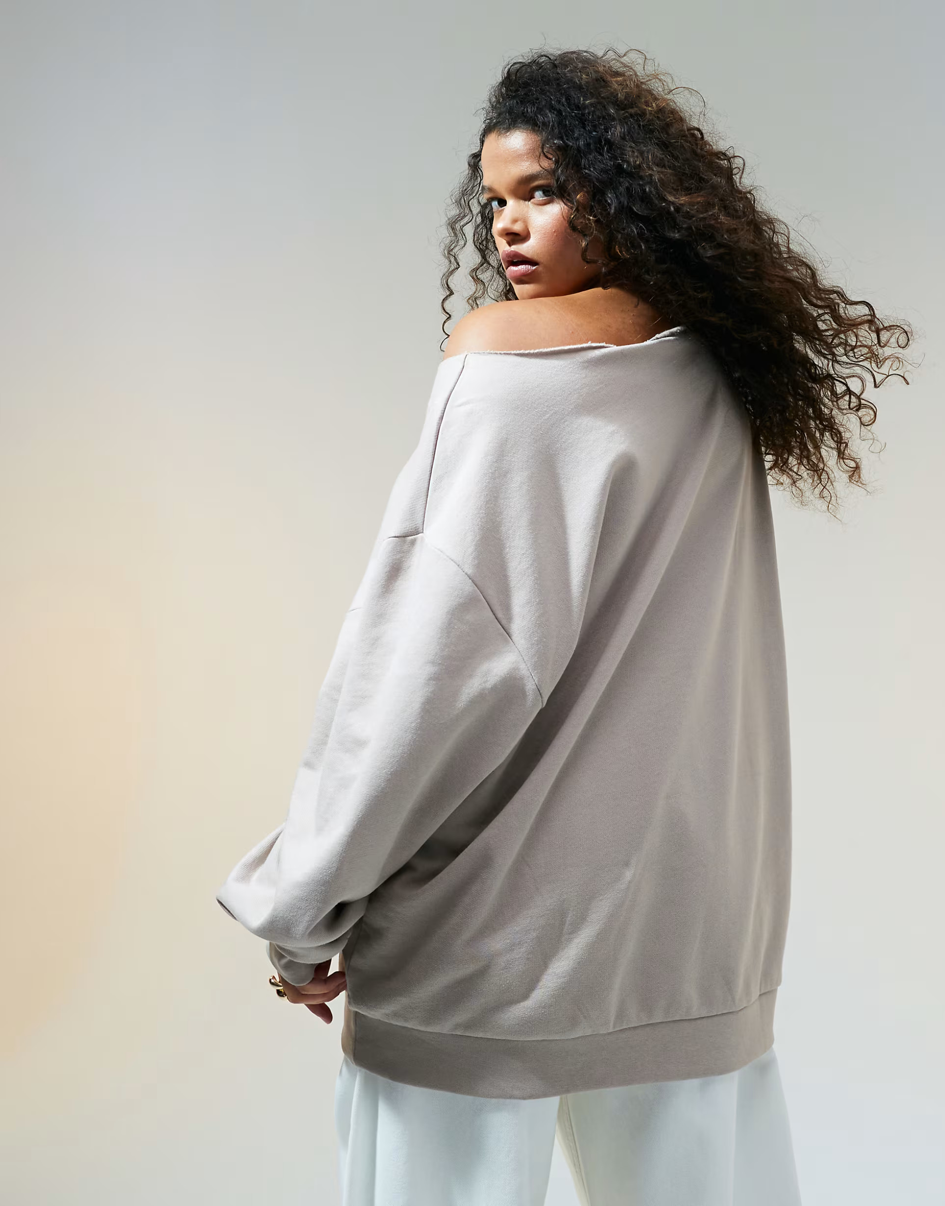 ASOS DESIGN Curve off shoulder oversized sweatshirt in mink | ASOS | ASOS (Global)
