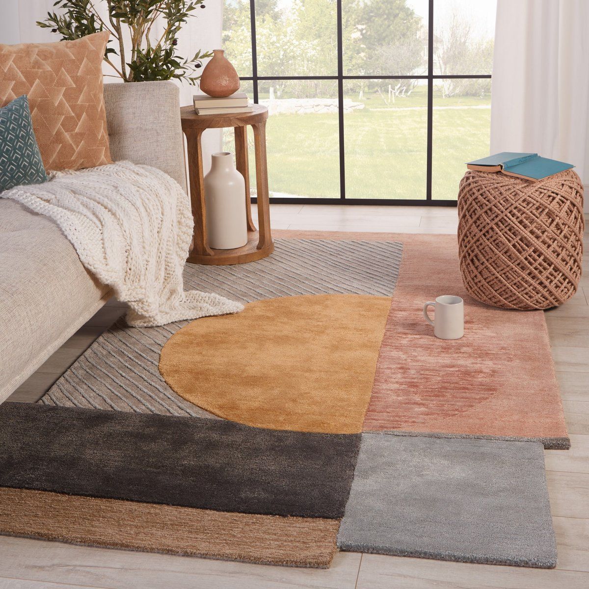 Iconic - Synovah Area Rug | Rugs Direct