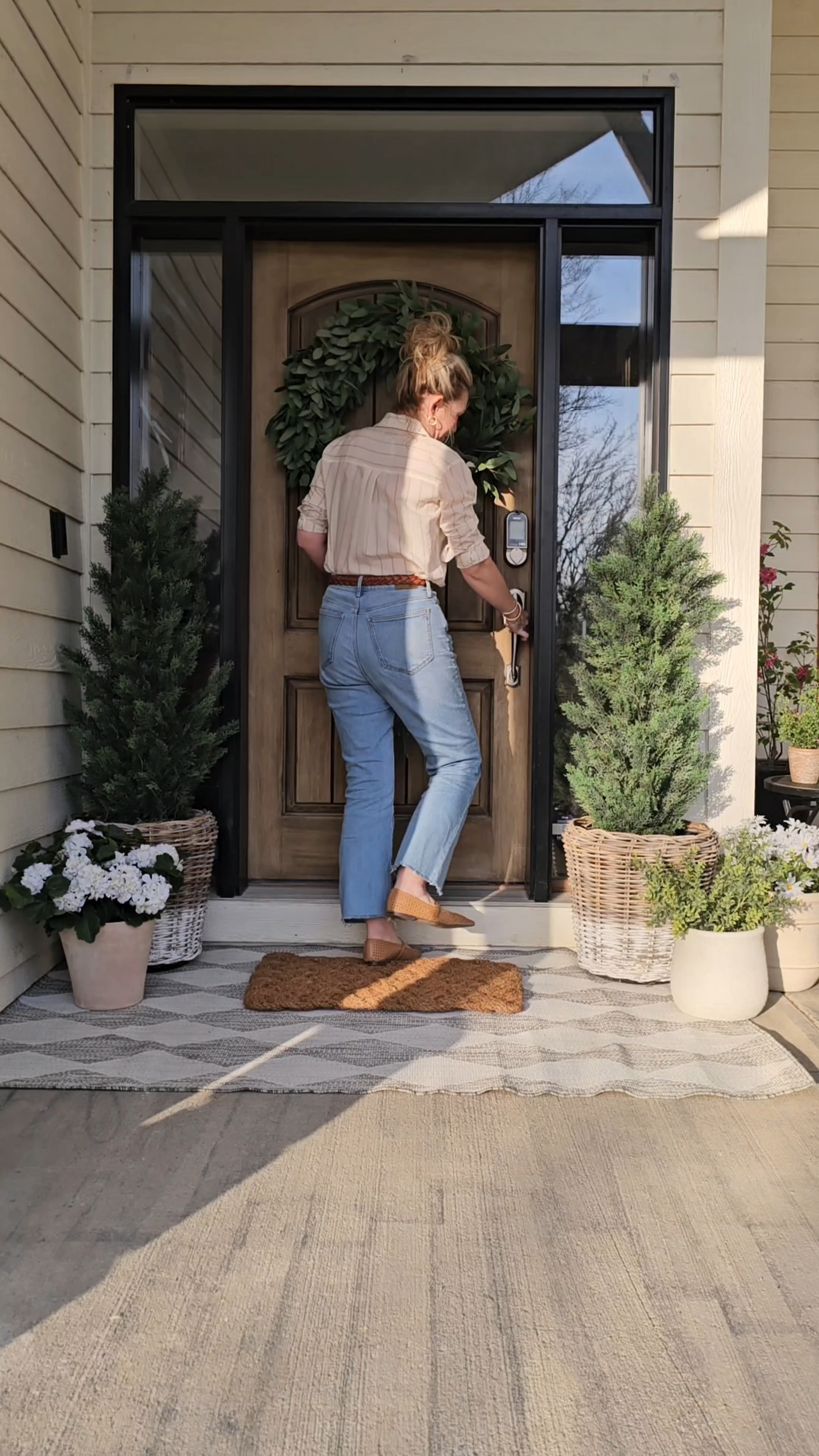 The 5 foundation pieces of my home decor capsule 1. Slipcovered sofa/chair2. Vintage inspired rug3. Upholstered bench 4. Warm wood table 5. Personalized piece

#LTKmomlife #LTKOver40 #LTKHome