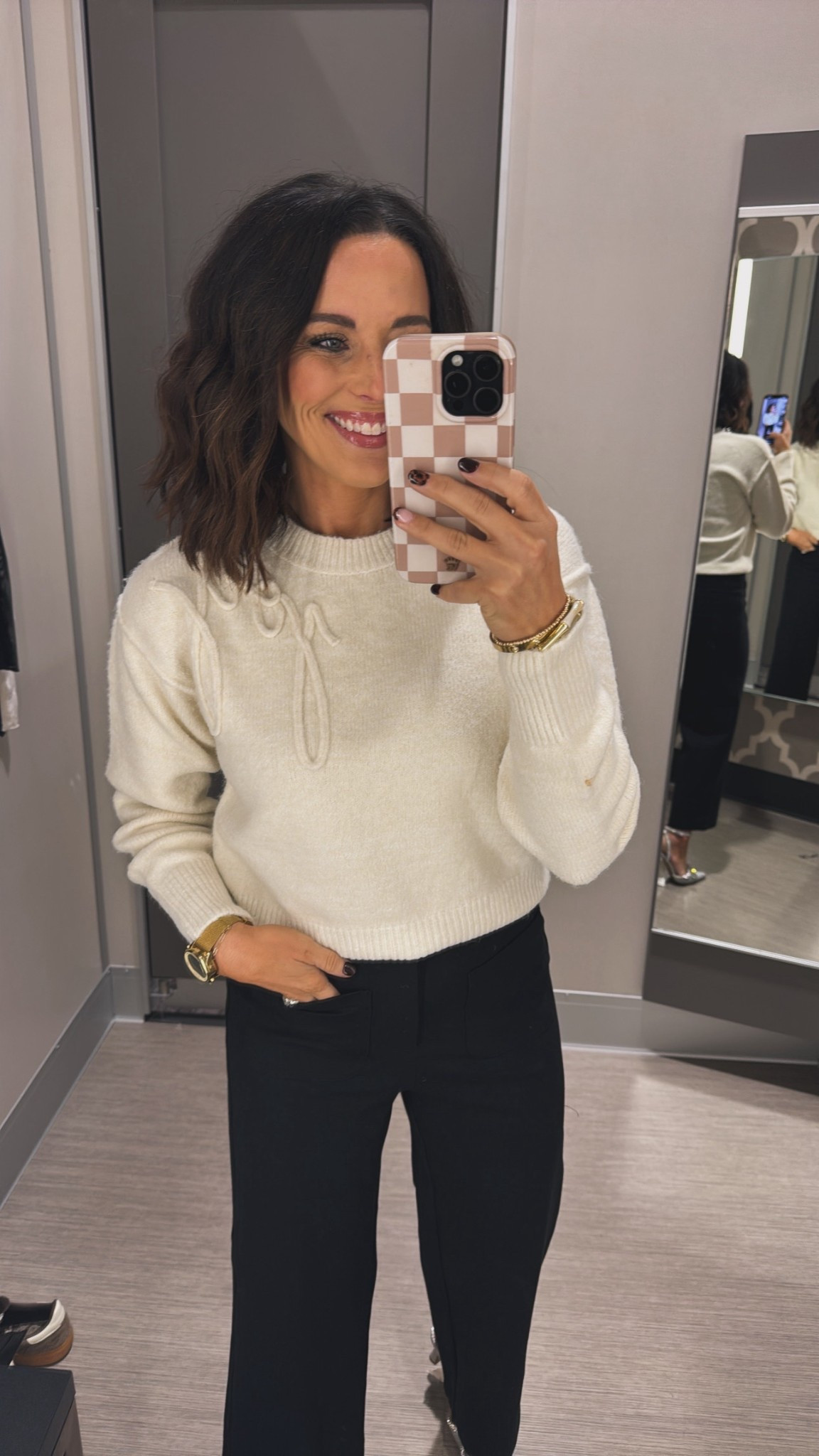 Adorable holiday sweater! The “joy” is so subtle and charming✨ perfect way to keep it festive and chic! Cozy sweater, chic style, elevated basics, women’s sweater, crewneck, holiday outfit inspo, target style, VintagePickinn

#LTKHoliday #LTKSeasonal #LTKootd