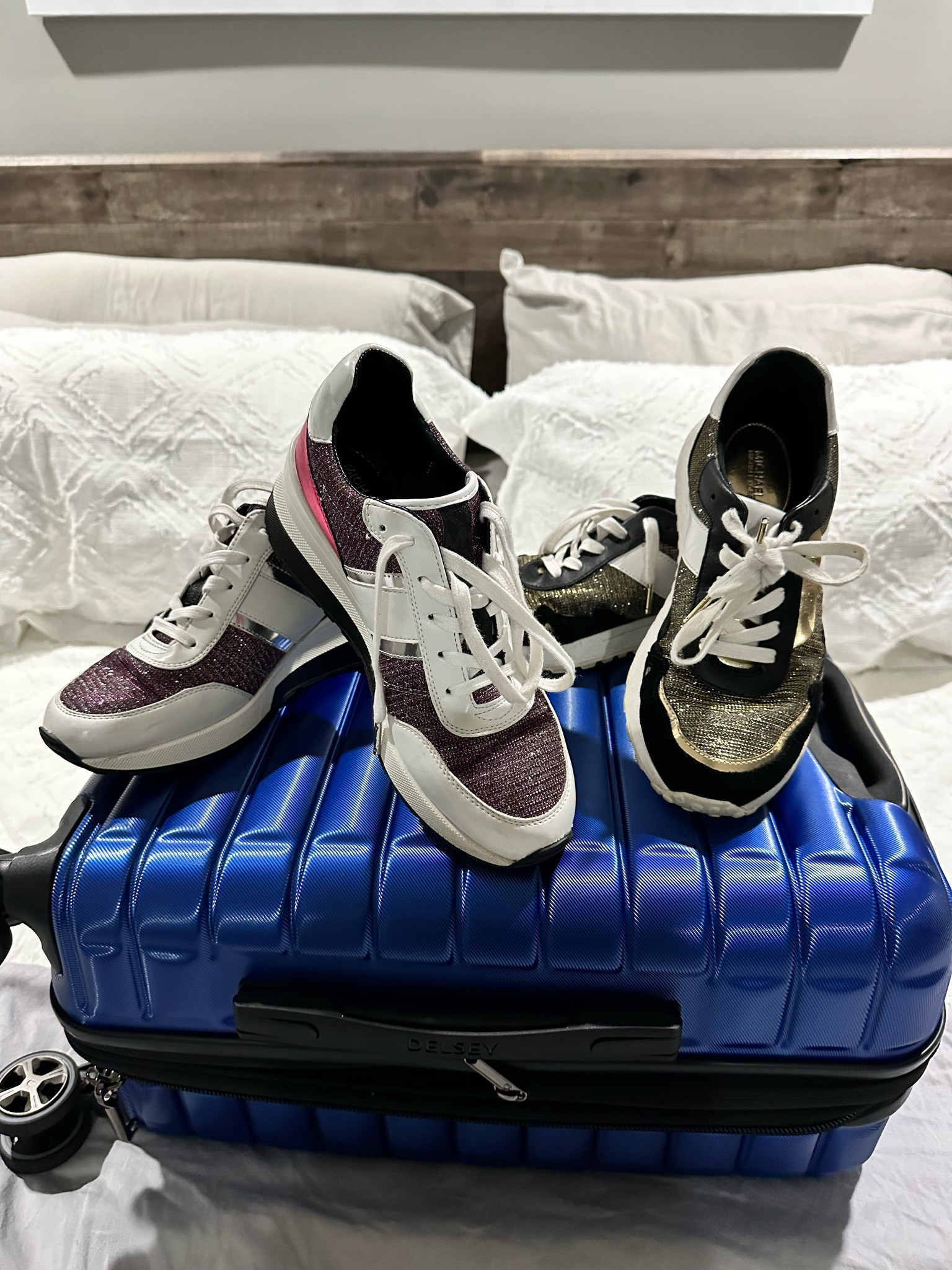 Fun shoes are a must on the road! 

fashion sneakers, fun sneakers, steve madden sneakers, michael kors sneakers

#LTKshoecrush #LTKtravel #LTKworkwear