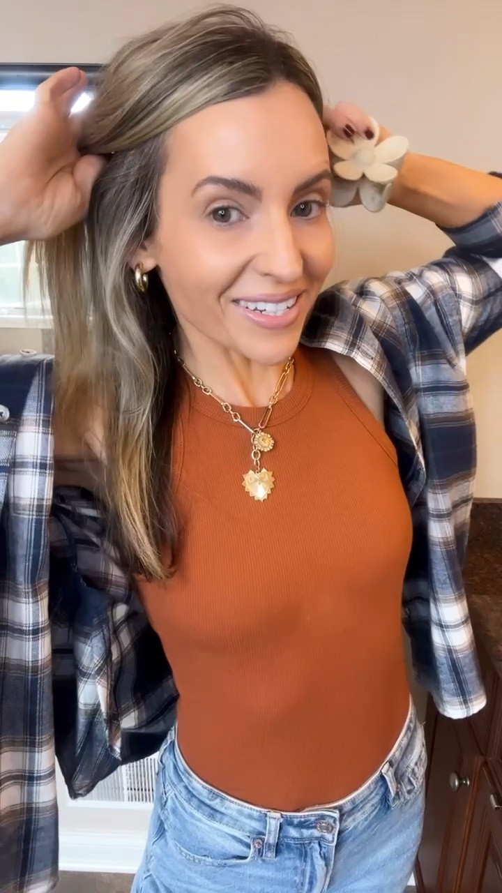 Dibs beauty contour & blush duo is my favorite makeup item! Melts into your skin. Gives it such a beautiful glow. Lifts and contours ✨ 
I use color retrograde rose
Code: LTK to save additional 20%🙌

#LTKFallSale #LTKBeauty #LTKSaleAlert