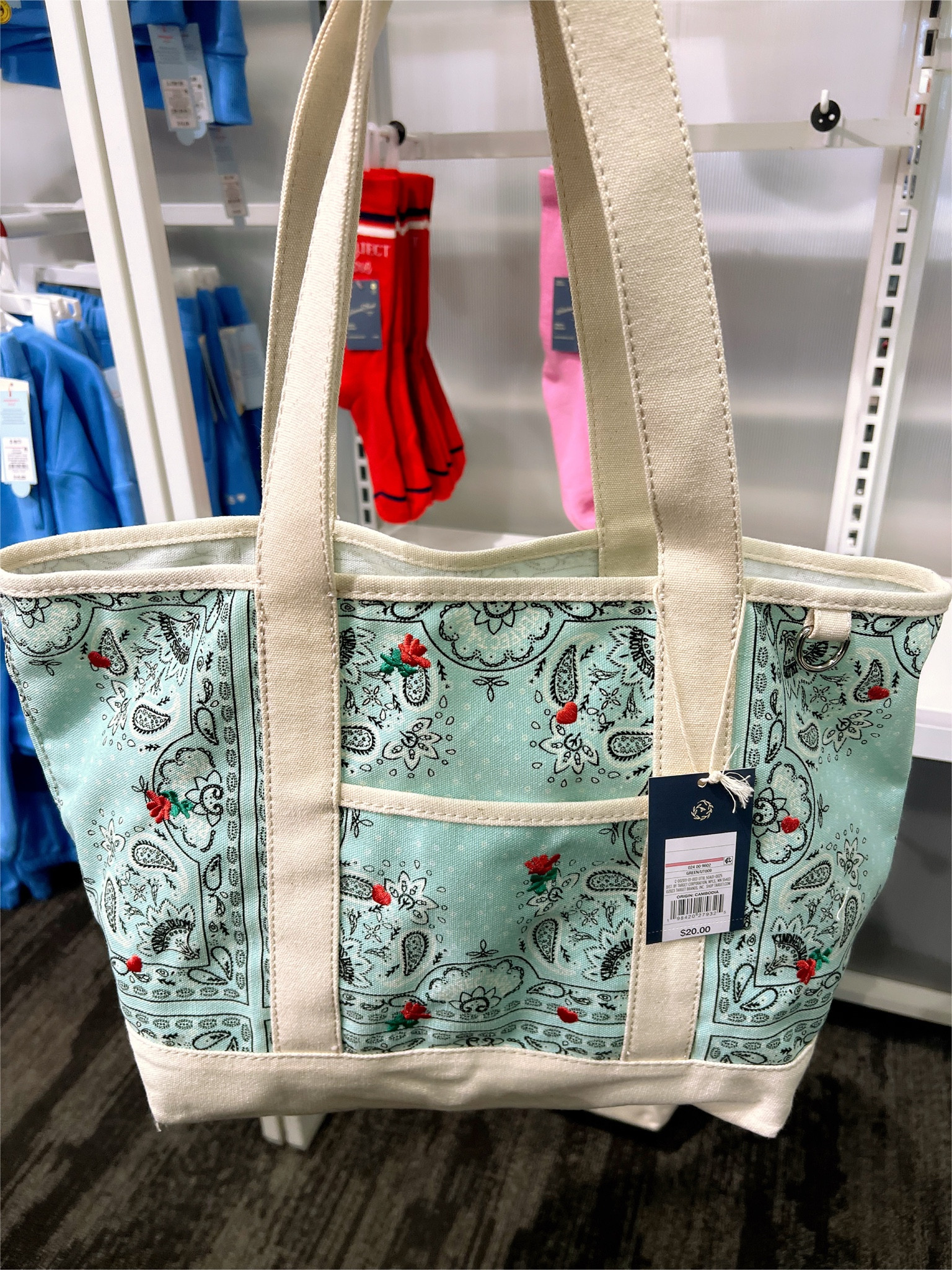 Bandana Canvas Tote Bag - Universal Thread at Target ✨🎯 Such a CUTE PRINT ✨🎯

#bandana #canvas #tote #bag #totebag #target #targetfinds #targetbag #targetstyle #ootd #style #purse 

#LTKMostLoved #LTKSeasonal #LTKGiftGuide