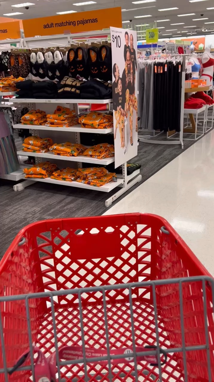 Target // Halloween // pajama // family // slippers

#LTKTravel #LTKSeasonal #LTKKids