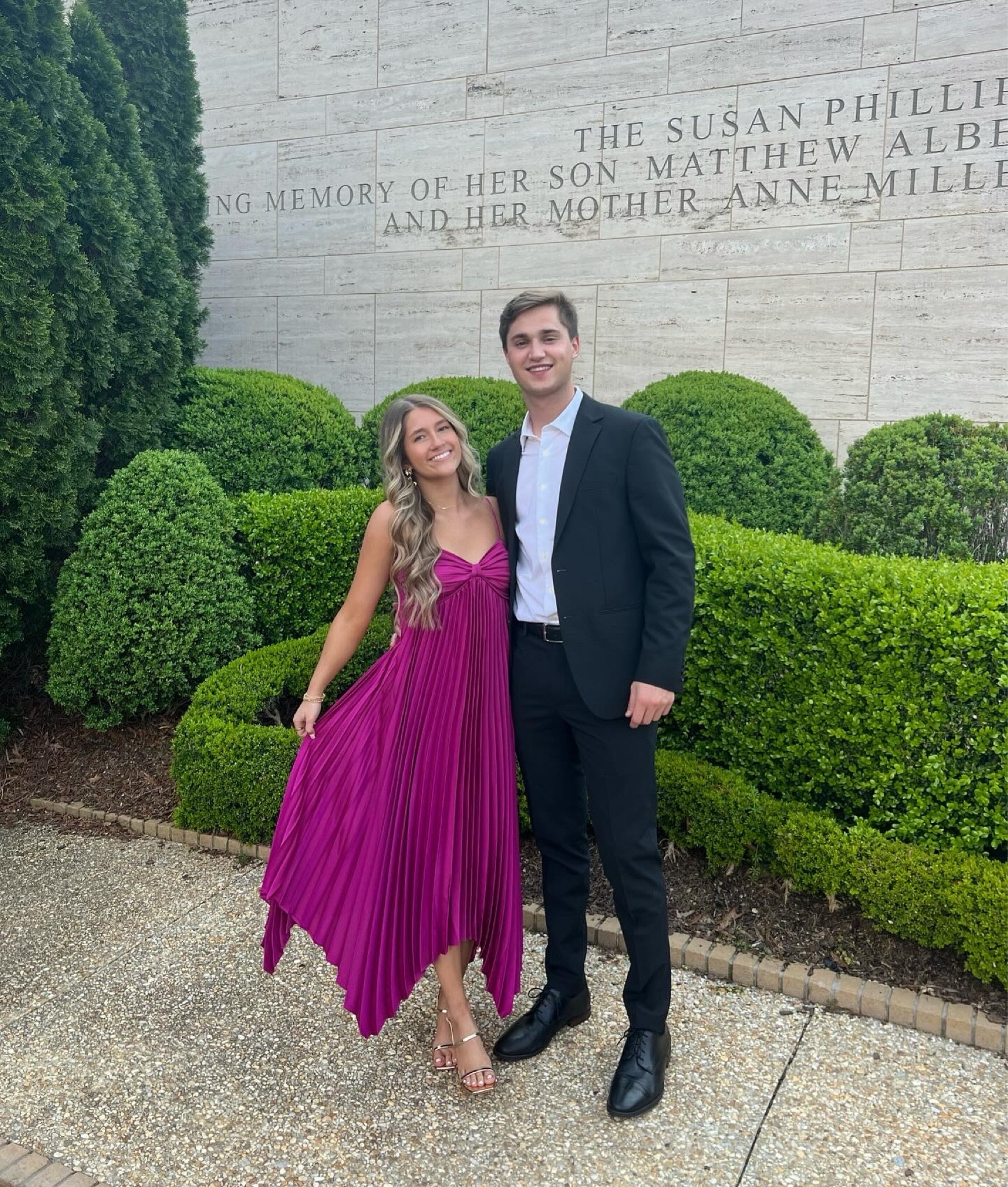 The perfect spring formal dress from petal & pup!!!