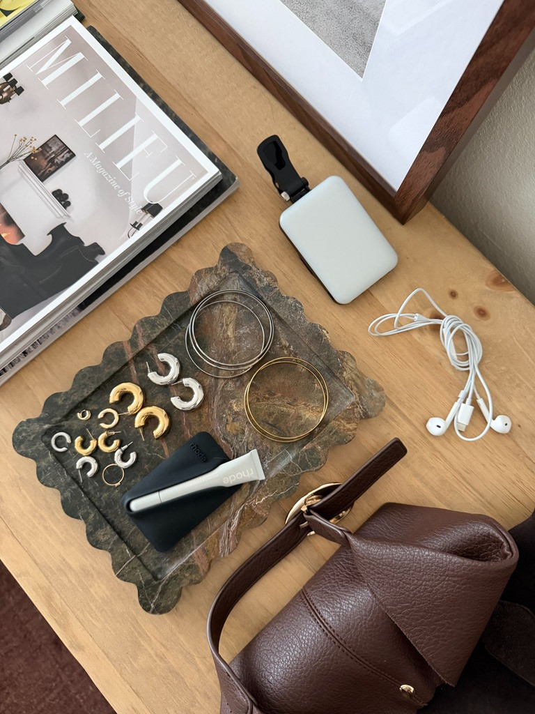 beauty room / home office inspo


home office inspo, beauty room ideas, home office styling, sideboard styling, home office sideboard 

 #LTKdayinmylife #LTKHome