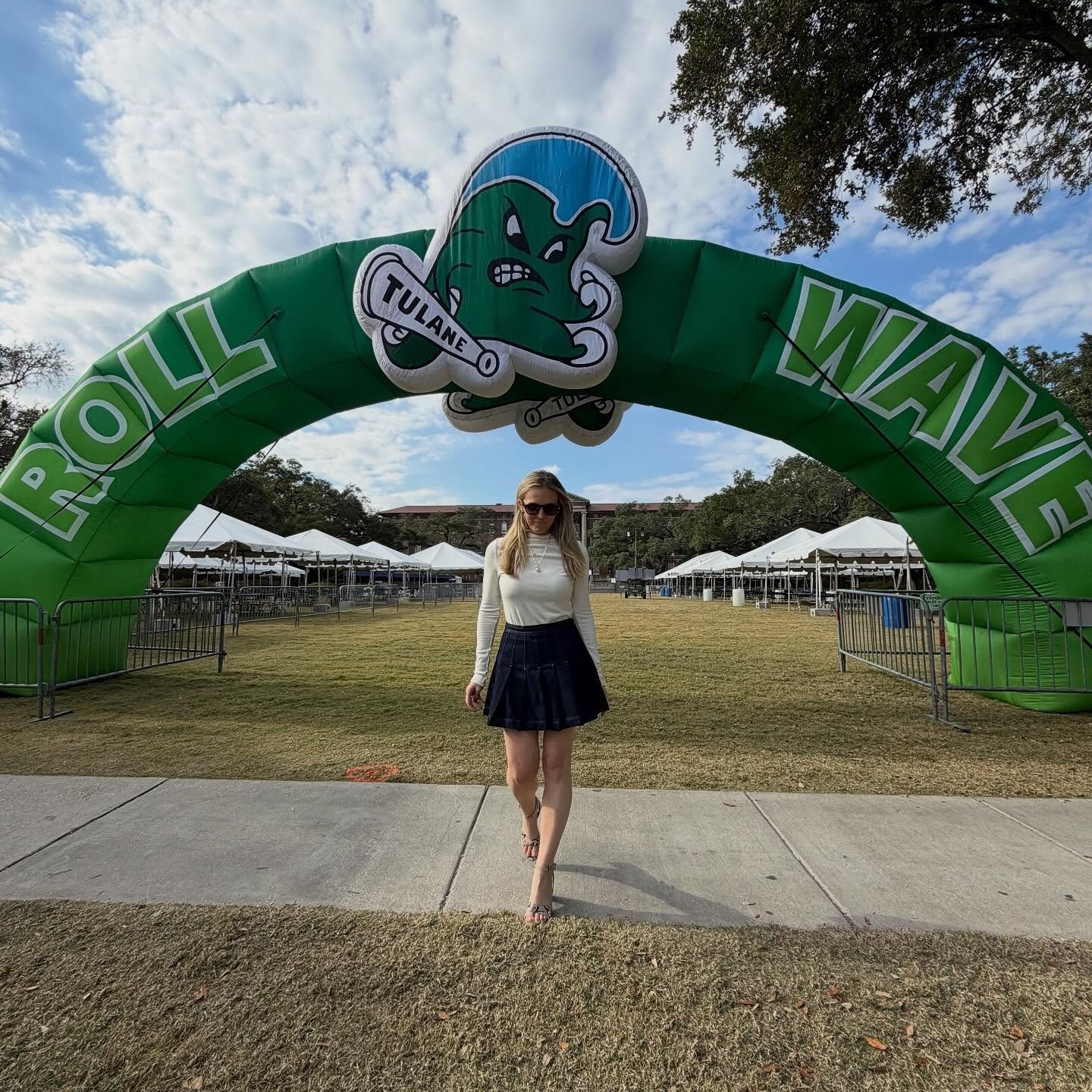 homecoming 💚
•
•
•
#tulanealumni #homecomingweekend #tulane #rollwave #ootd #fashion #fallfashion #neworleans #greenwave