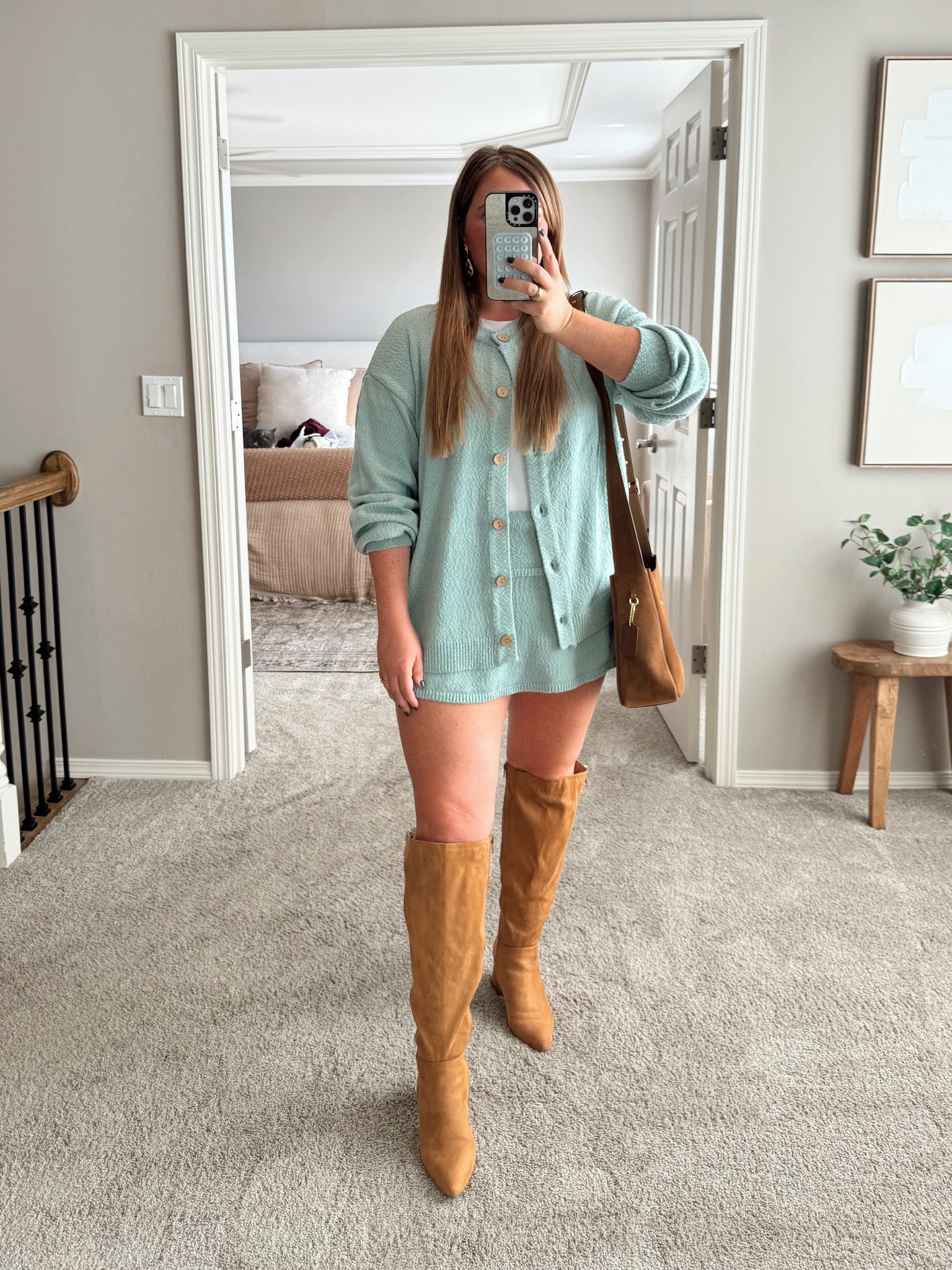 Free people cardigan sweater set. I sized down one for my regular size. Normally a size large, and in this set I’m a size medium. It’s a cotton knit material so it gets extra roomy and stretchy the more you wear it.