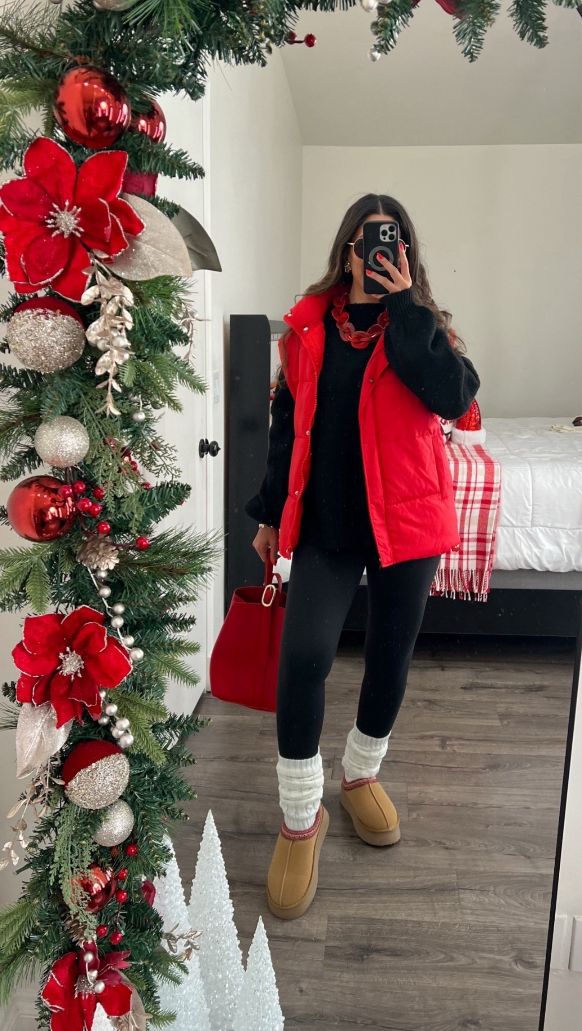 Casual holiday outfit idea. Wearing thick fleece leggings. 




#LTKHoliday #LTKootd #LTKPetite