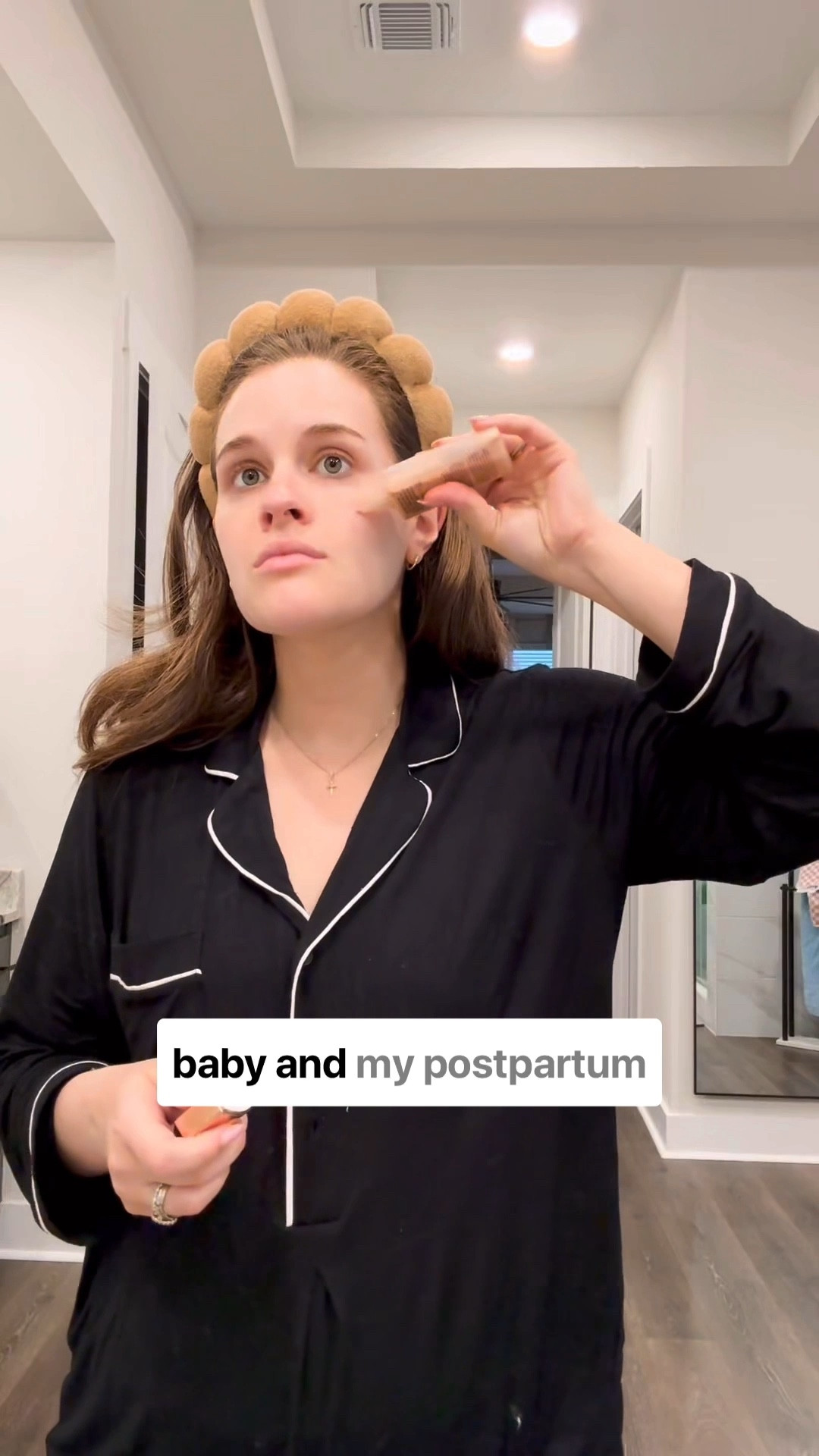 One week postpartum down. ✅ and a reminder that everyone’s birth and postpartum experiences are so different, don’t let yourself play the comparison game. 🫶🏼 

#newborn #postpartum #pregnancy