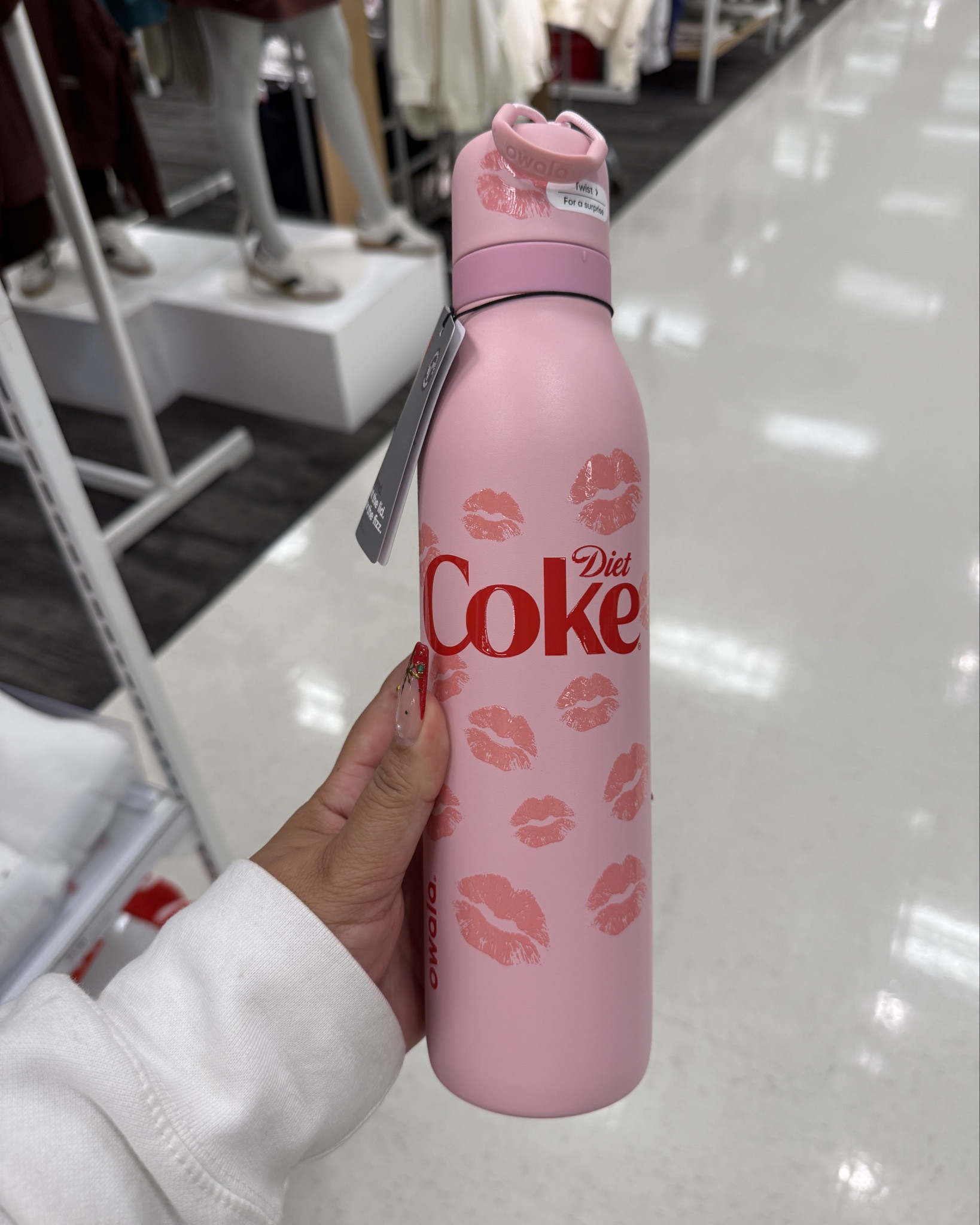 Easy gifts for the Diet Coke girlies !!! Love the cute throw and tumbler ! Gotta have the keychain for sparkle and sass !! 


#LTKHoliday #LTKGiftGuide #LTKSeasonal