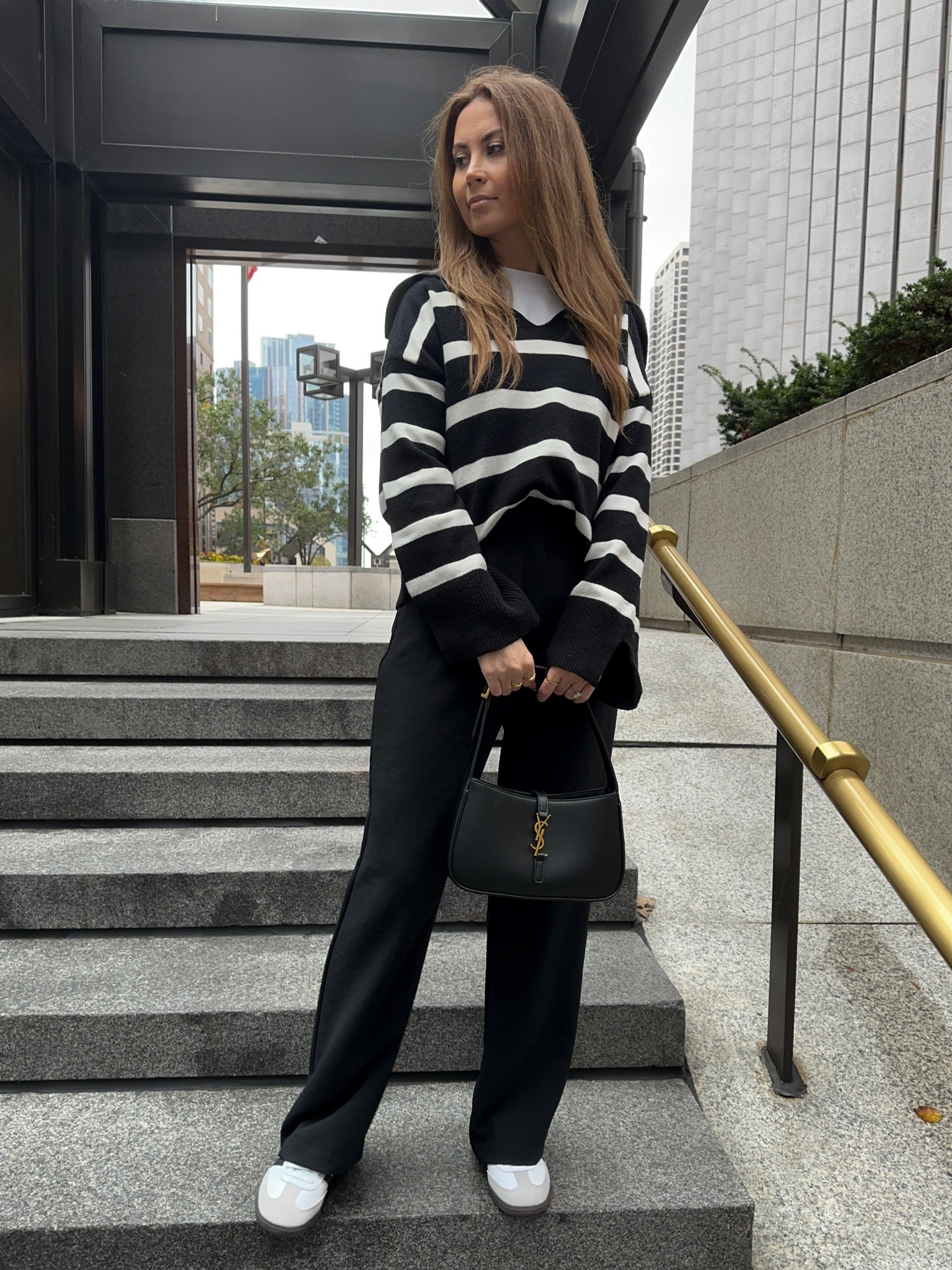 Black and white cozy, casual Fall #ootd 🍂

✨ Rings from Monica Vinader, follow the link in my stories to get 20% off.

@monicavinader #MVInsiders #MonicaVinader
@shewin.official #shewin


#LTKsalealert #LTKSeasonal #LTKHolidaySale