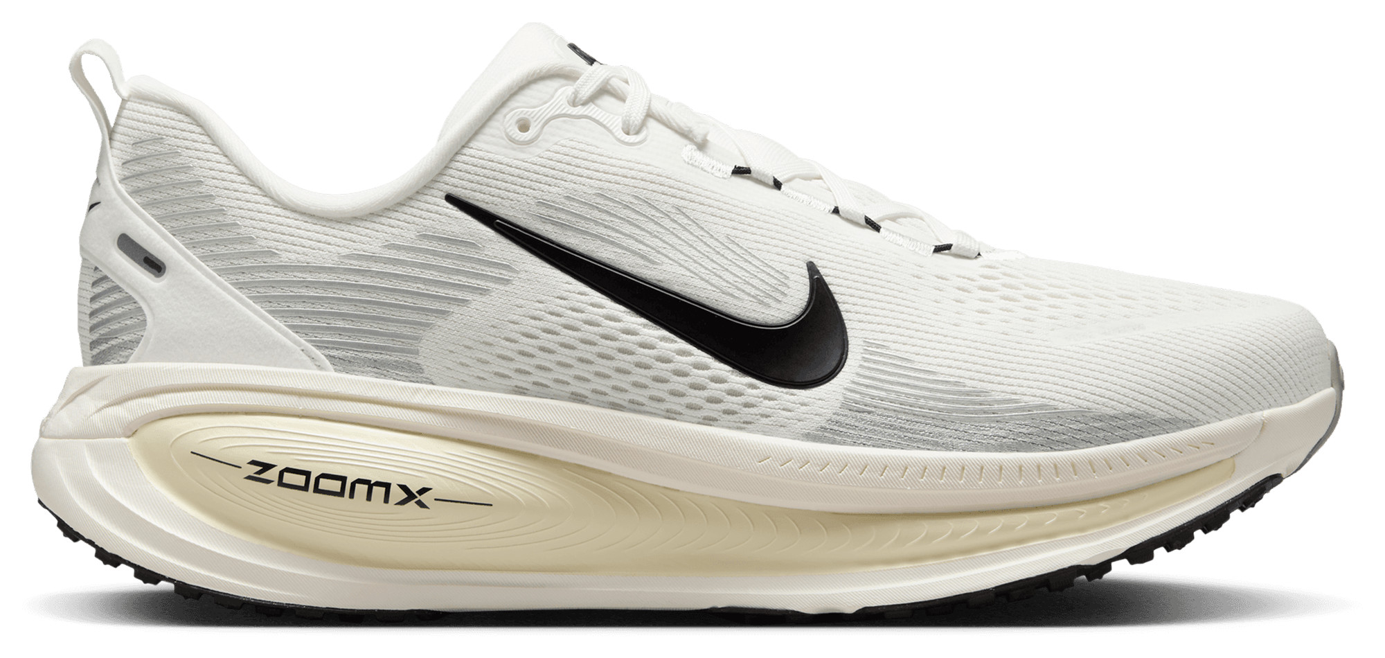 Nike Vomero 18 | Champs Sports