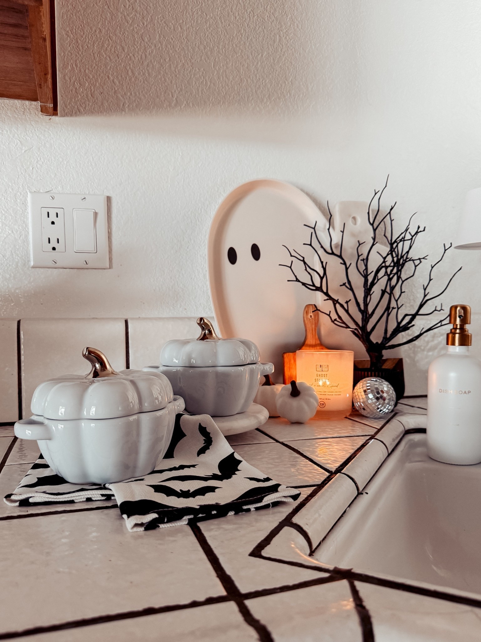 { pumpkin ramekin ❥

• Ceramic Pumpkin Bowls Set of 2 in White 

Amazon Home Finds . Thanksgiving Hosting Essentials . Pumpkin Baking Ramekin } 

#LTKHome #LTKHalloween #LTKSeasonal