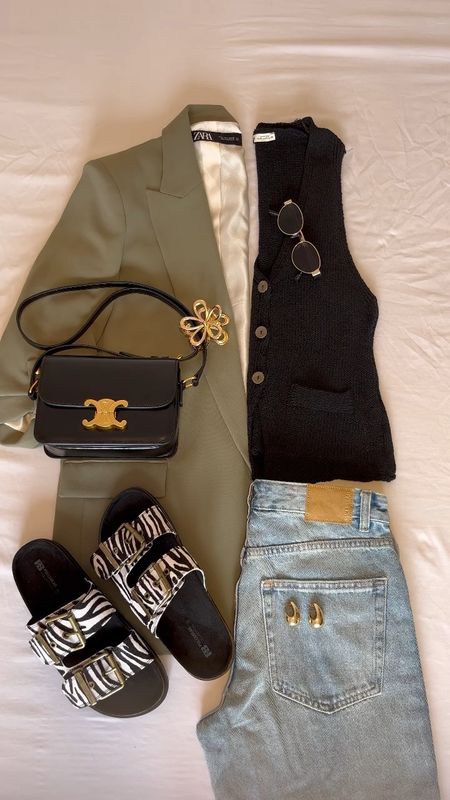 Styling Pull & Bear🖤
Tags: oversized khaki blazer, knit waistcoat, spring summer straight denim jeans, zebra animal print chunky dad sandals, sunglasses gold earrings. Fashion inspo outfit ideas casual city break everyday style brunch chic street style sandalias crochet chaleco 

#LTKstyletip #LTKitbag #LTKshoecrush