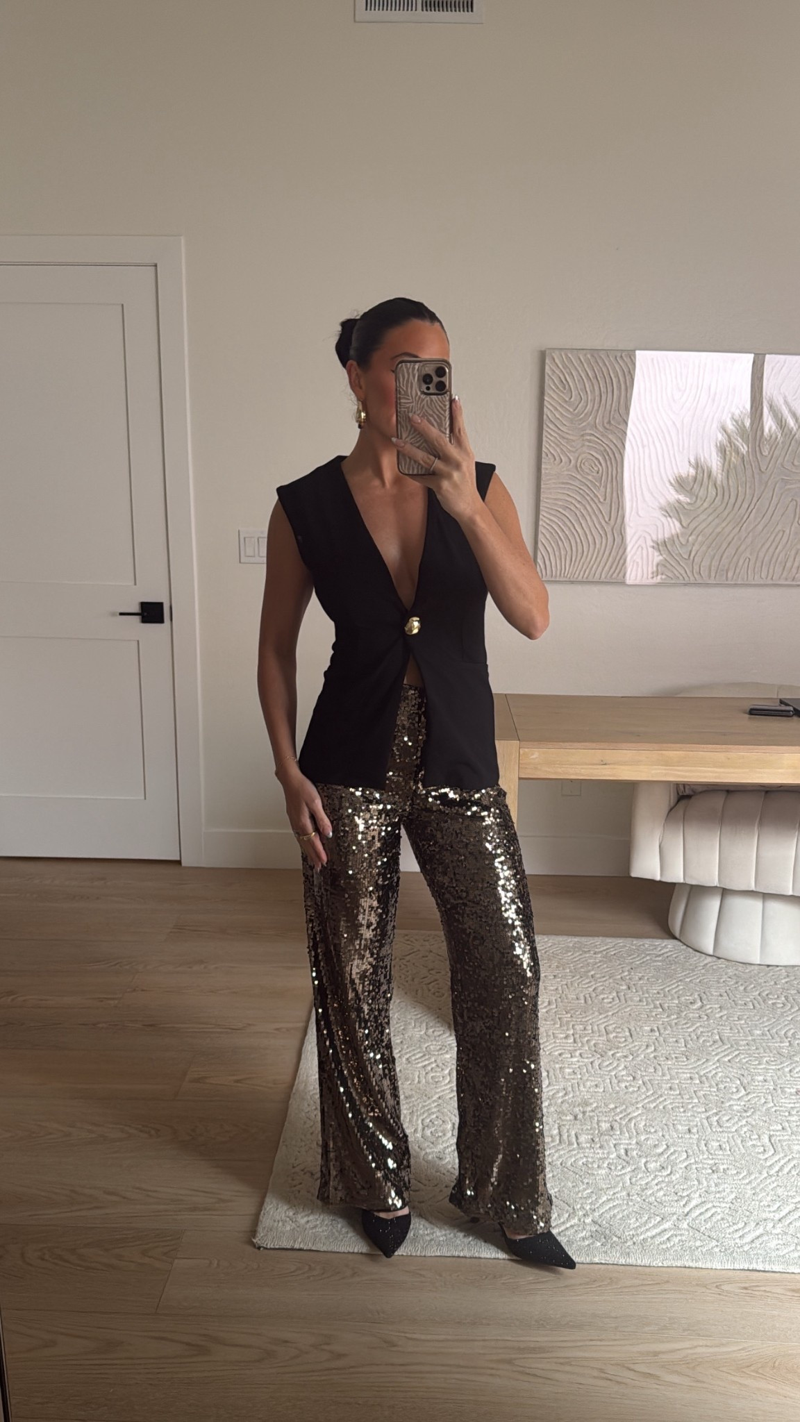 Merry Christmas! Heading to a church service! This outfit would also be perfect for New Year’s Eve! 
Vest top size XS
Sequined Trousers Size 2 


#LTKHoliday #LTKootd #LTKgrwm