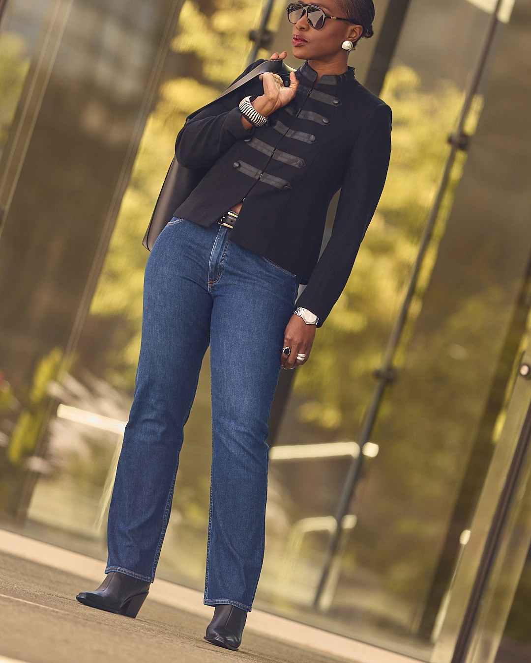 Leveling up Fall denim doesn't get easier than a band jacket! This one is made of 100% wool 🖤 blue jeans, 90's straight jeans, Napoleon-style blazers, Fall jackets, Chelsea boots, elevated casual, Fall outfit inspo, Rag and Bone, Fall 2026

#LTKootd #LTKOver40 #LTKTall