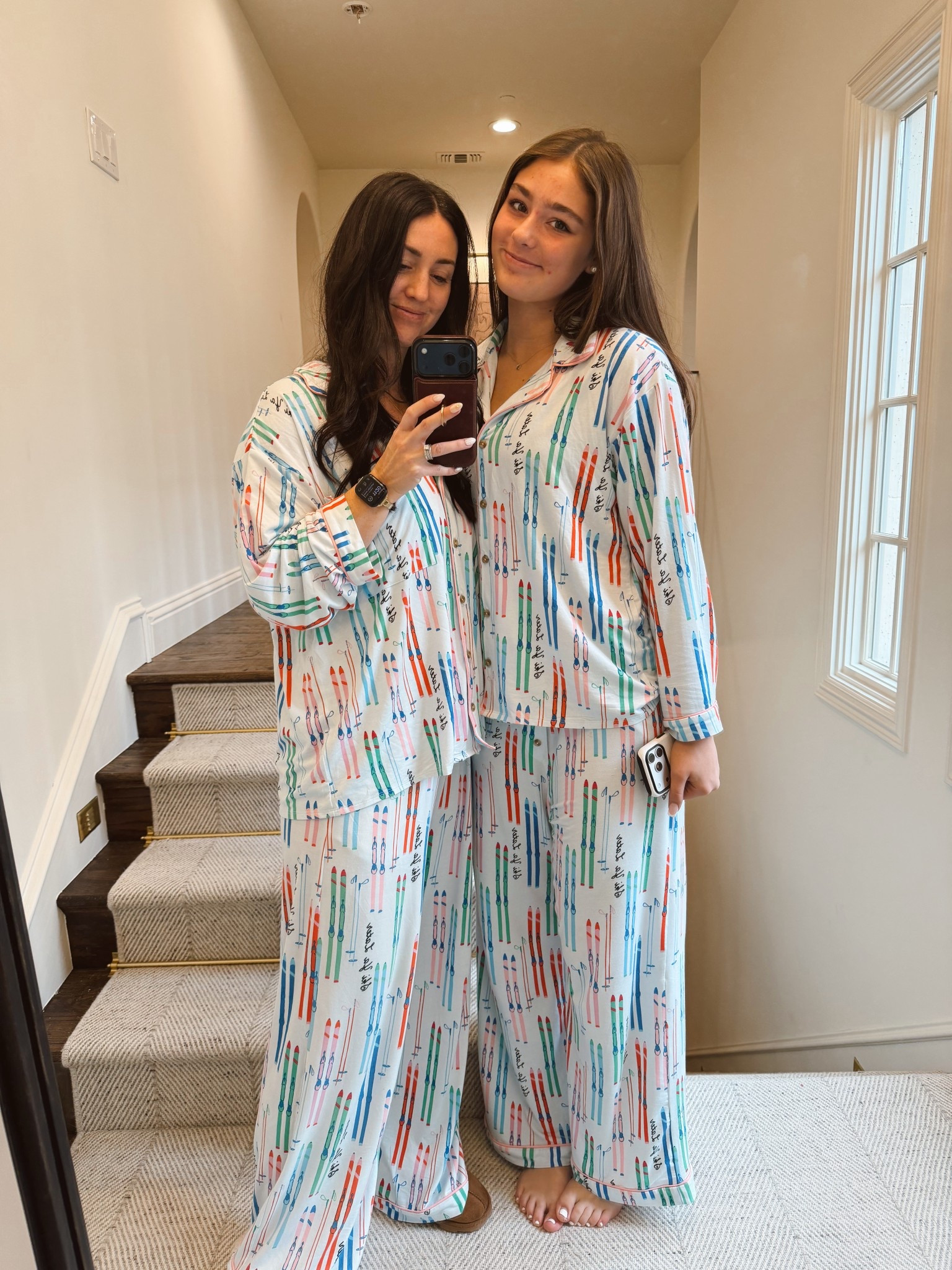 The comfiest Christmas Jammie’s! Apres Ski 

#LTKSeasonal #LTKHoliday