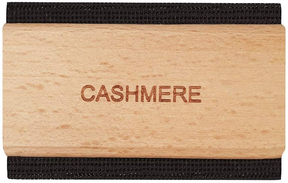 Cashmere Comb | Sweater Comb - Removes Pills & Fuzz from Clothing (COMBBAG) | Amazon (US)