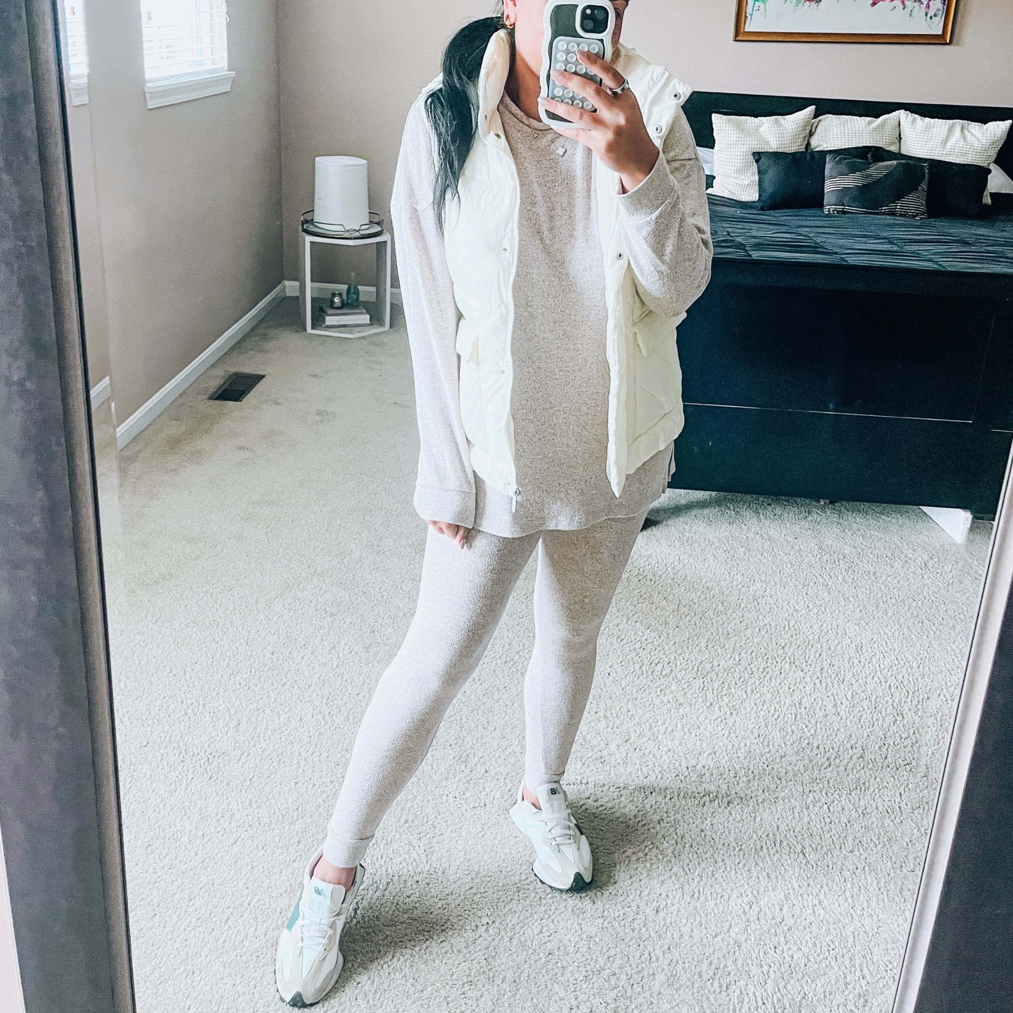 Matching set
Zella vest
Casual style
New balance 327 sneakers


#LTKootd #LTKmomlife #LTKdayinmylife