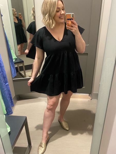 30% off dresses with target circle sale. This cutest little dress is super versatile, I love the flutter sleeve, and It comes
In multiple colors.

I tried on a Large, but would have to size up to an XL because the bust was too tight. FYI for all my busty babes. 



#LTKmidsize #LTKxTarget #LTKstyletip