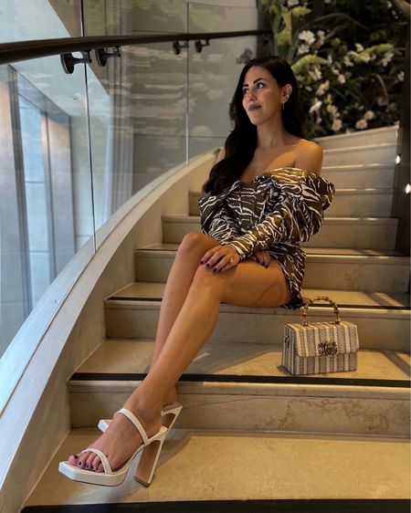 Puff sleeve animal print statement dress, perfect birthday dress for a night out in the city #extradress #uniquedress 

#LTKeurope #LTKstyletip #LTKbrasil