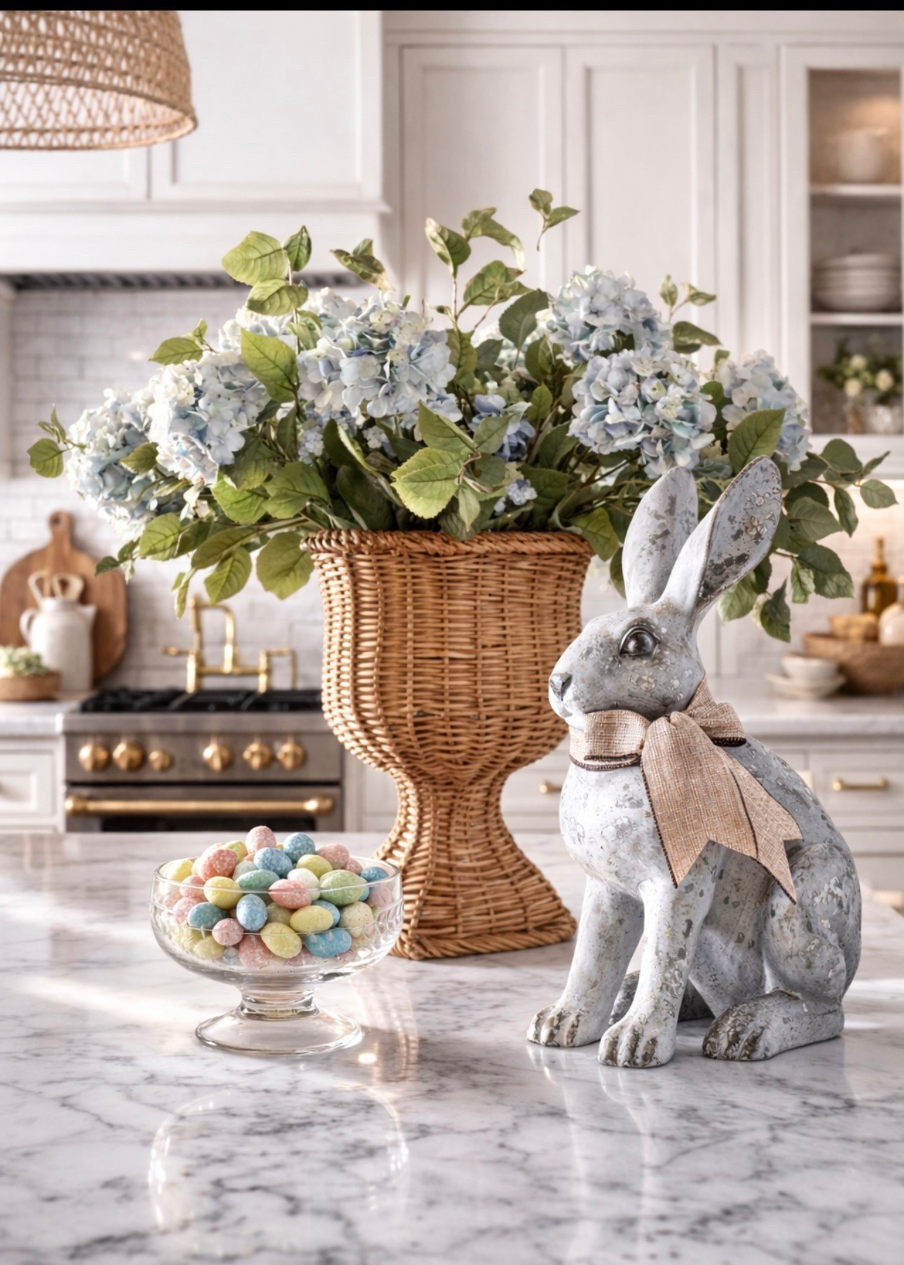 Easter inspo 🐰 the bunny 15.75” tall and the planter is 15” tall. Linked other options too

#LTKSaleAlert #LTKSeasonal #LTKHome
