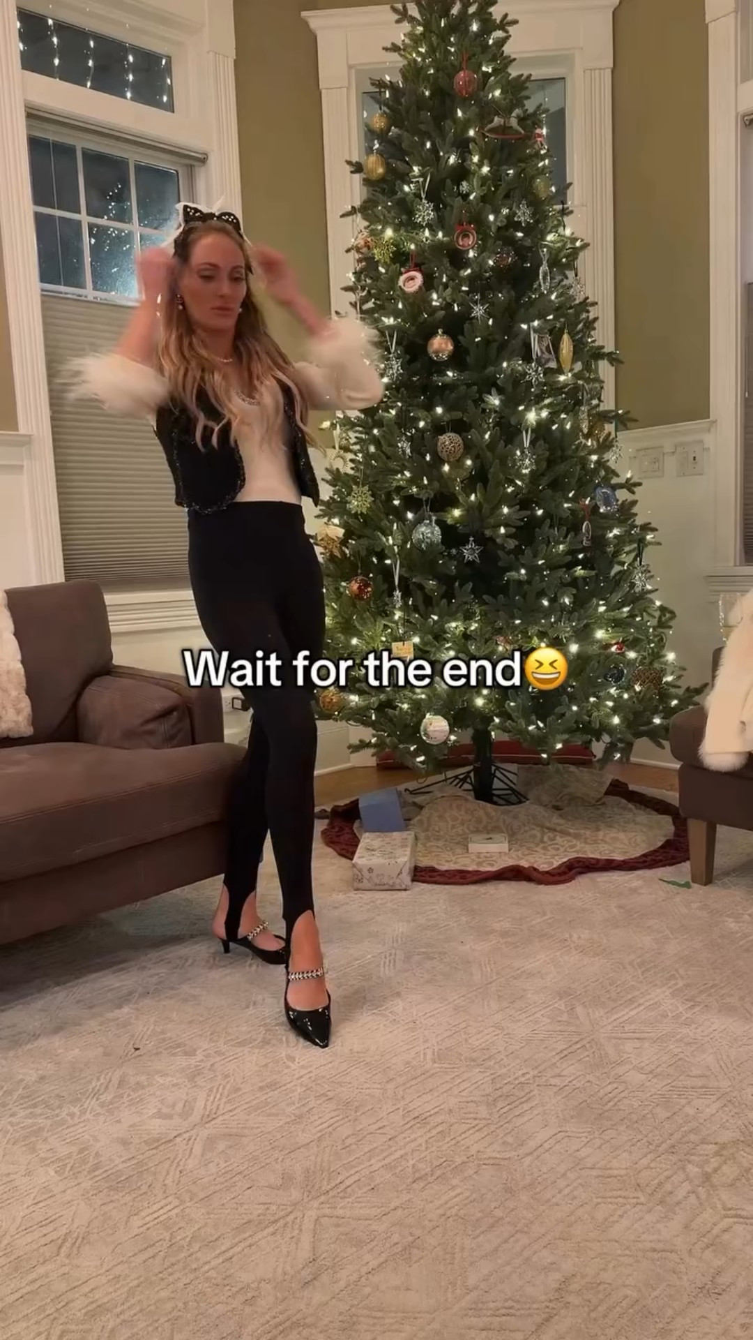 Apparently this is how you get through the holiday now that we’re older….

Link in bio for LTK and Amazon links 

#reelitfeels
#holidaystyle
#outfitdetails
#amazonfinds
#ltkfind