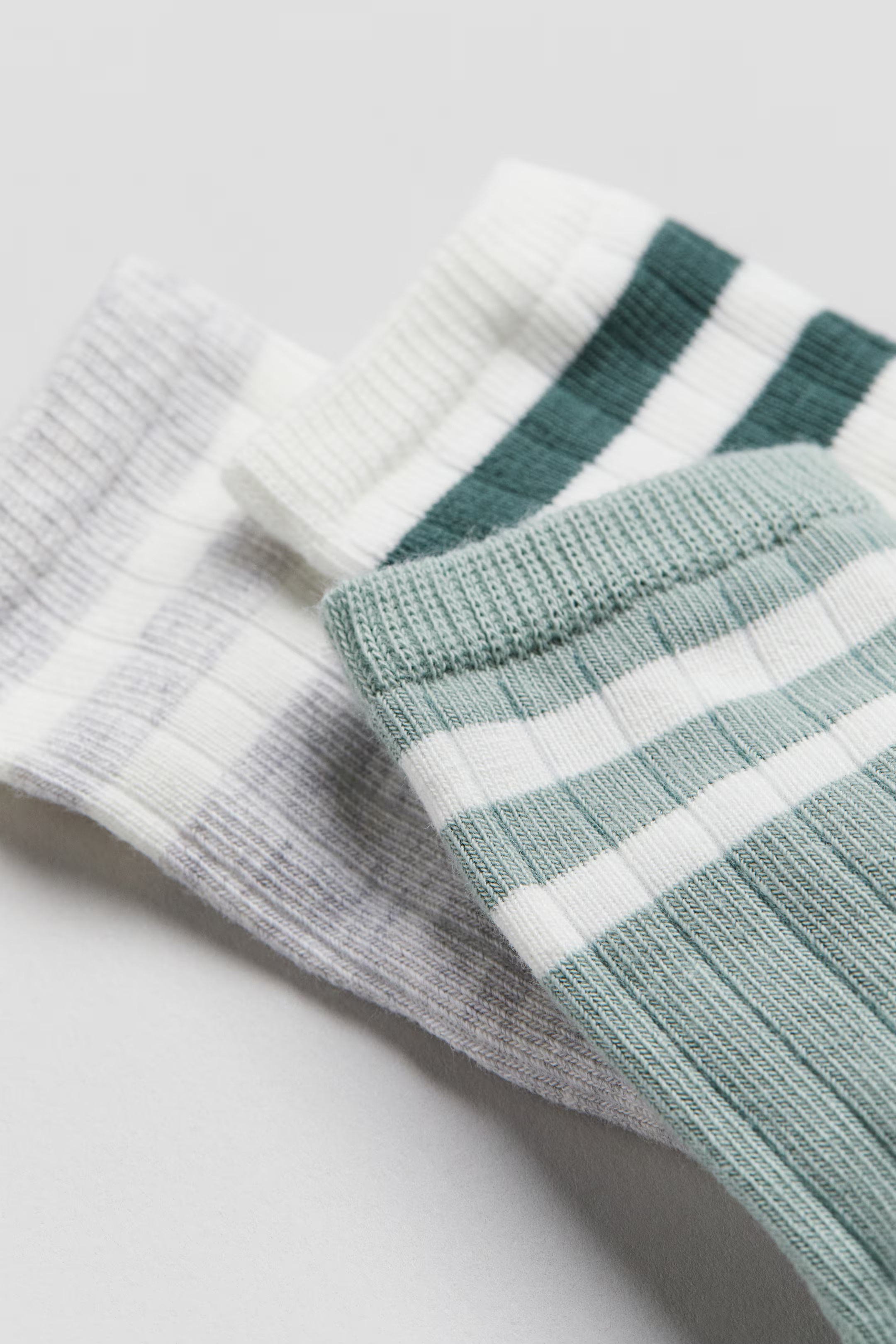 3-pack Socks - Dusty green/striped - Kids | H&M US | H&M (US + CA)