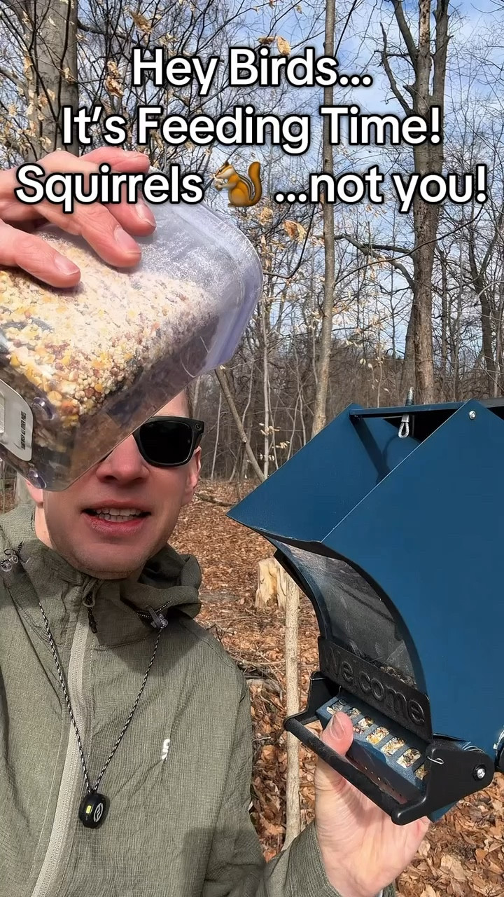 If you love bird watching, this squirrel-proof bird feeder is a great addition to your backyard. It keeps seeds protected while letting birds feed comfortably. Durable, easy to hang, and perfect for creating a peaceful outdoor space.