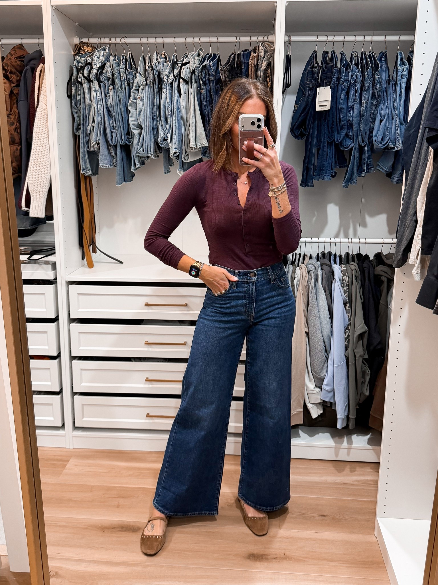 Top-small
Jeans-tts 
Mules-tts

#LTKSaleAlert #LTKFindsUnder50 #LTKStyleTip